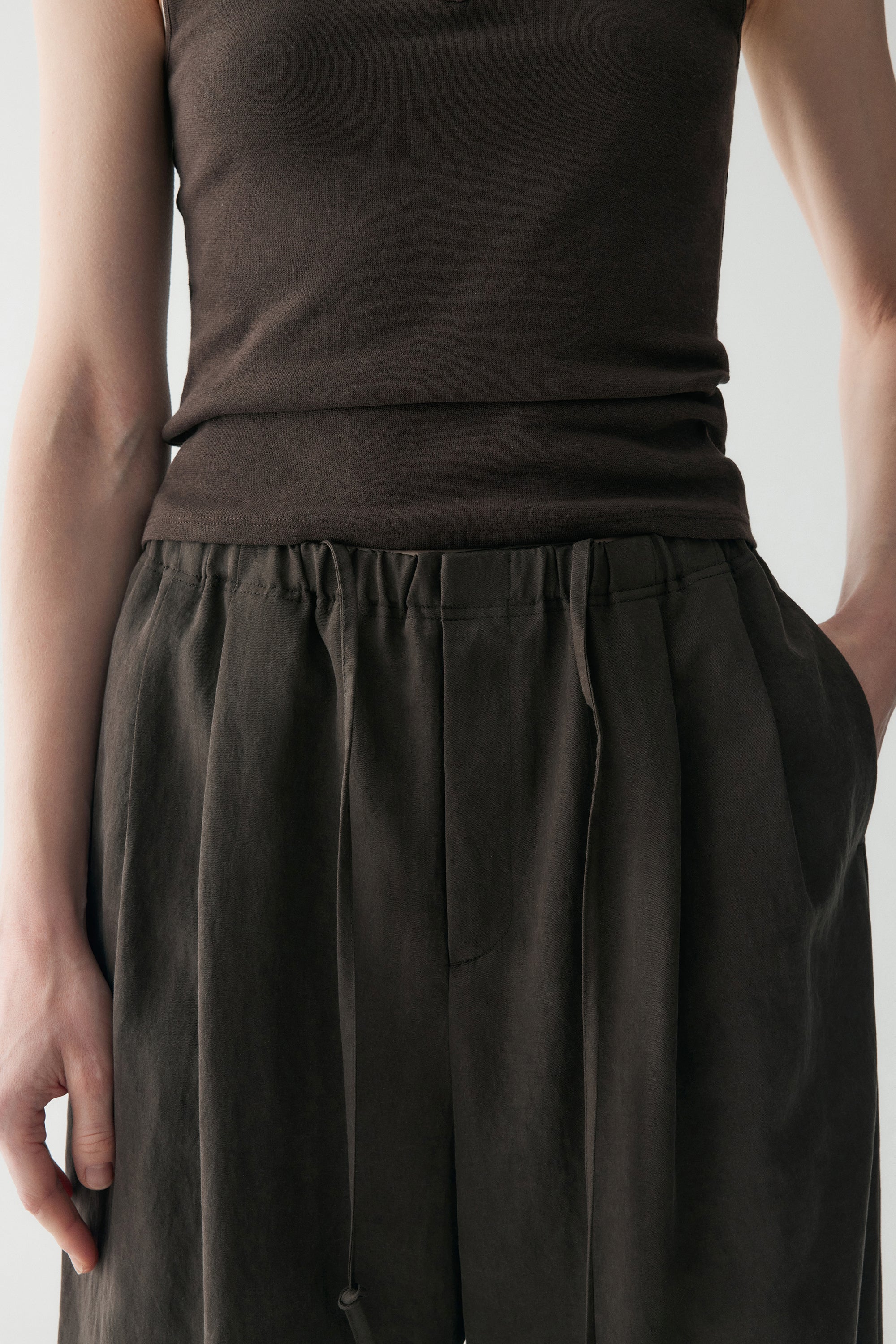 Drawstring Wide-leg Pants - Image 9
