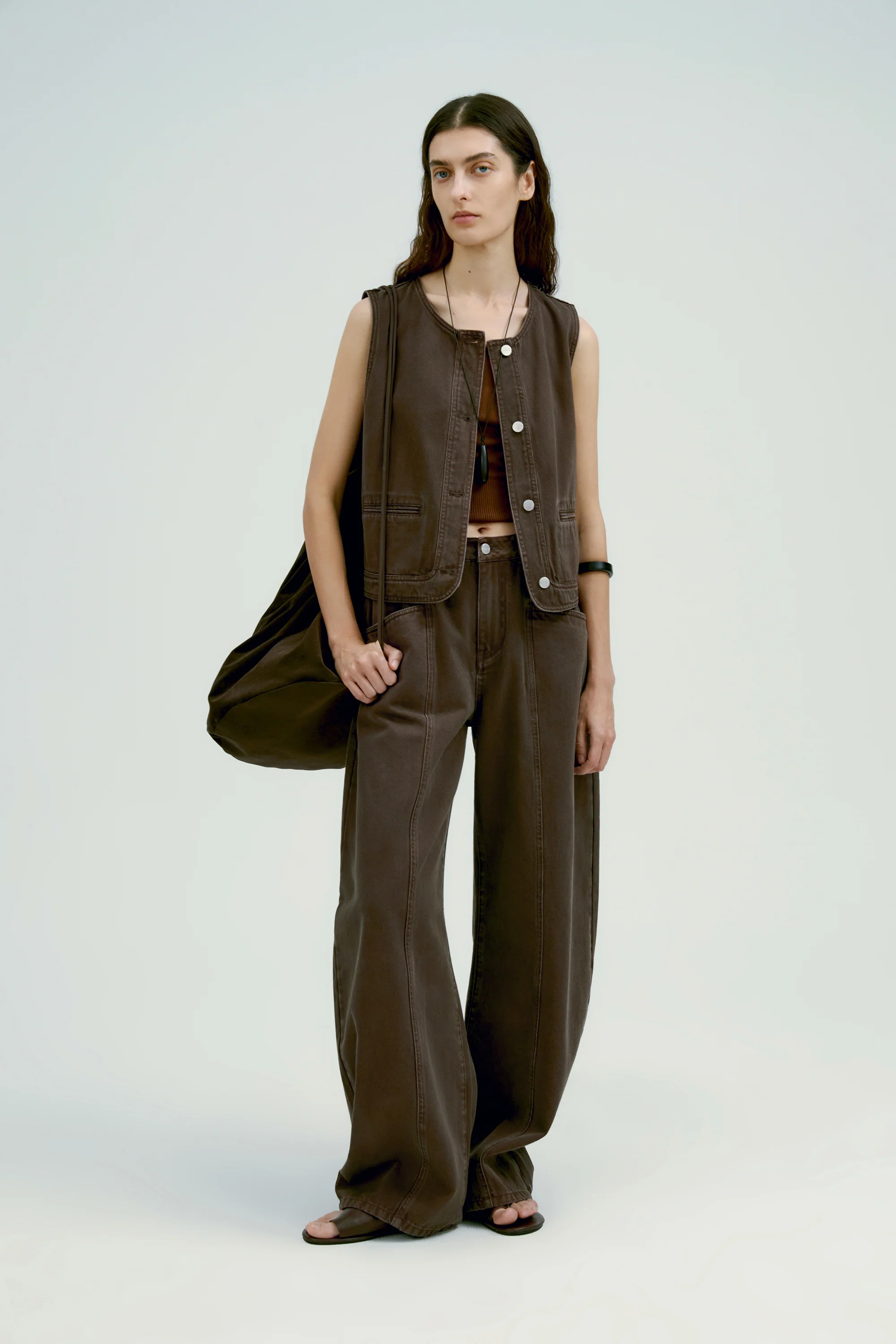 Wide-Fit Barrel Jeans - Image 18