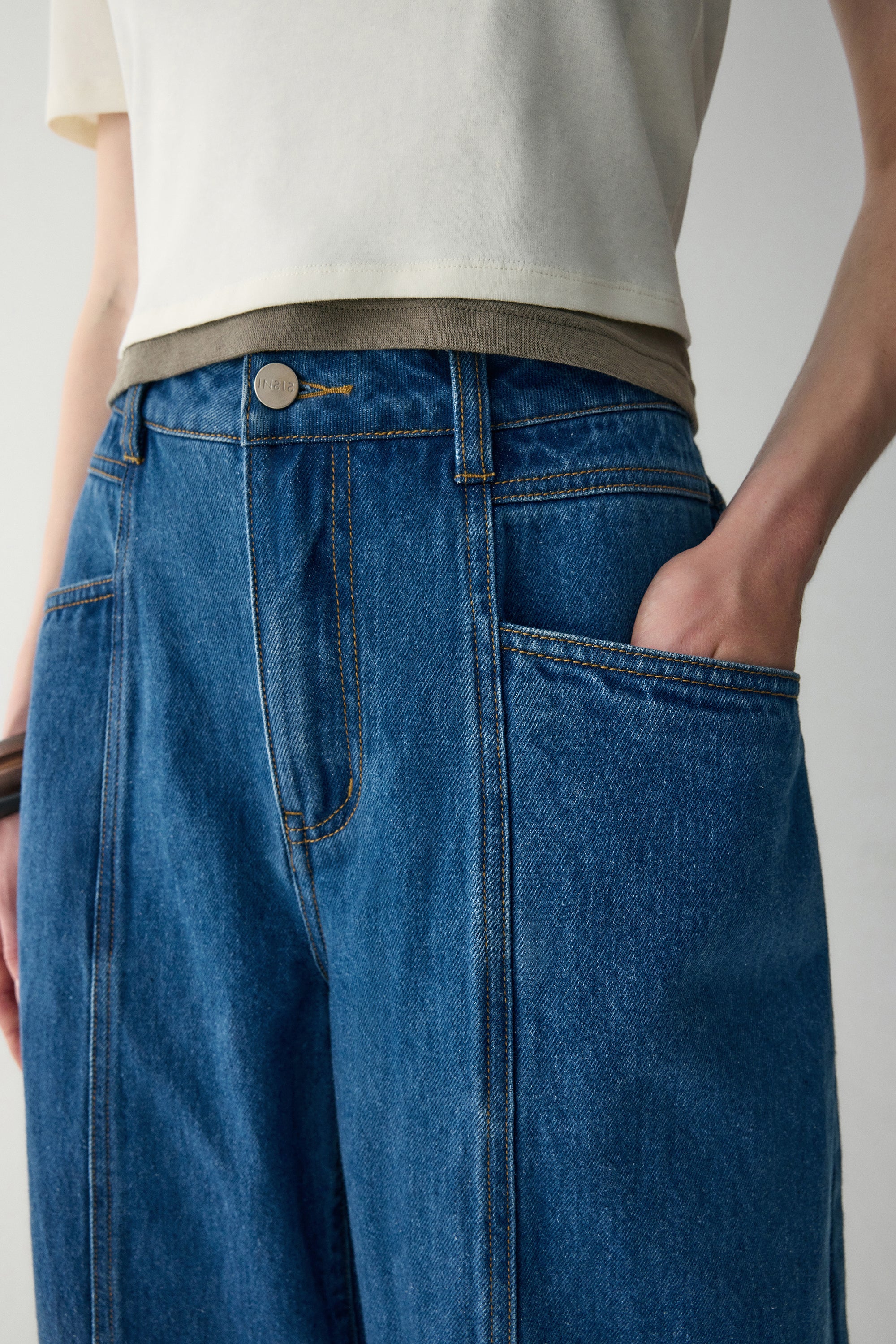 Wide-Fit Barrel Jeans - Image 9