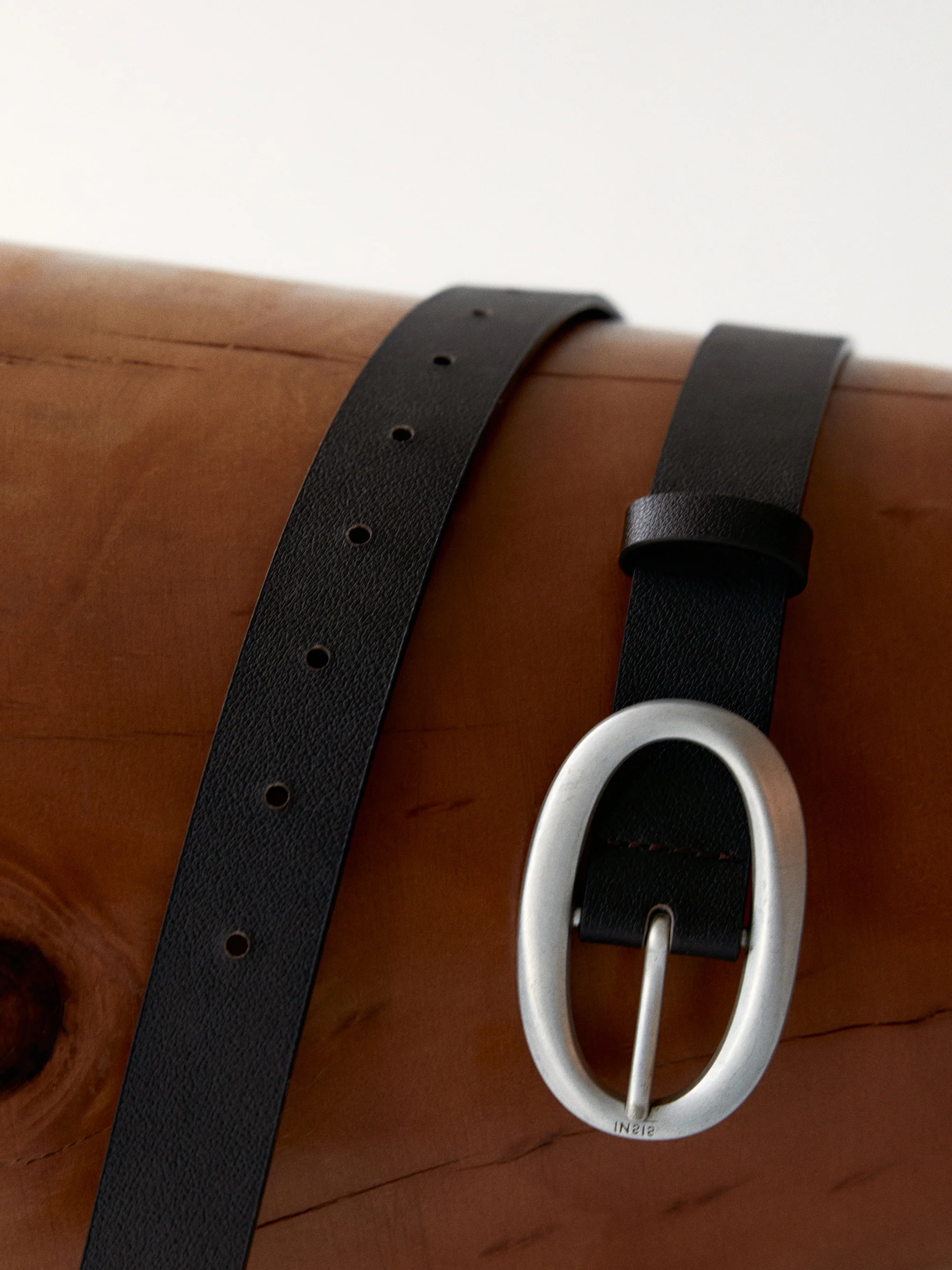 Cowhide Ring Buckle Belt - Image 9