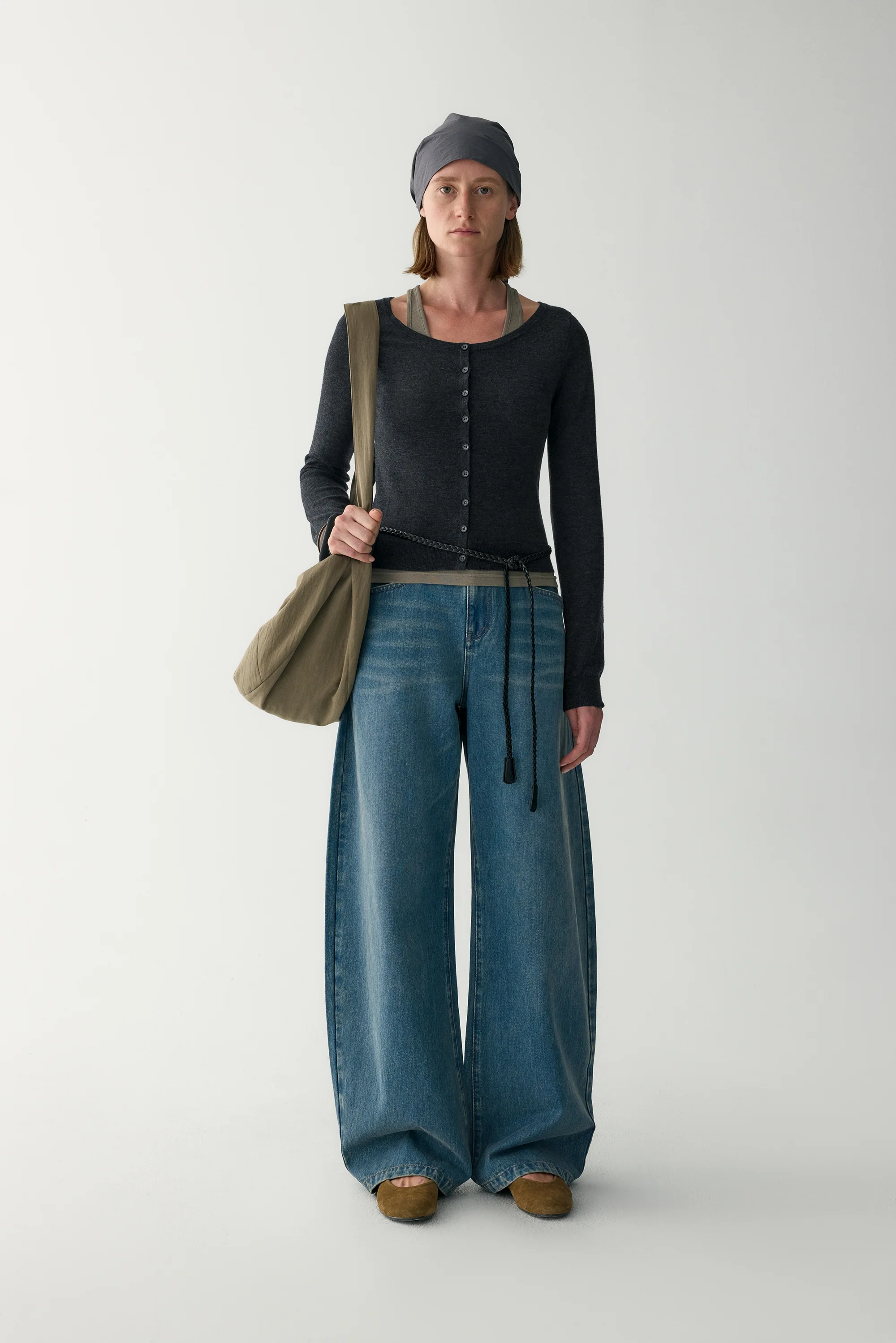 Fitted Wool Cardigan - Image 16