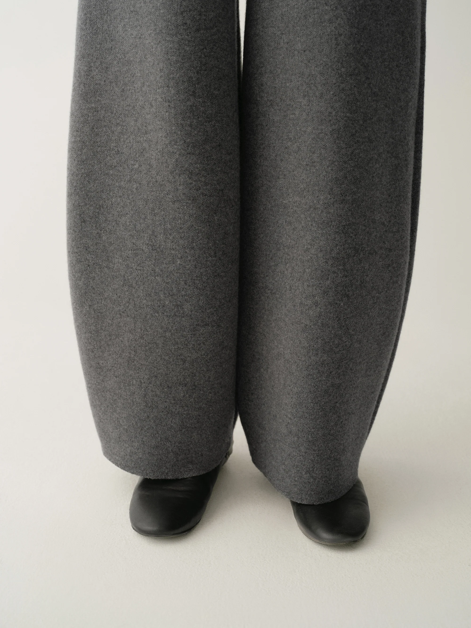 Merino Wool Drawsting Pants - Image 10