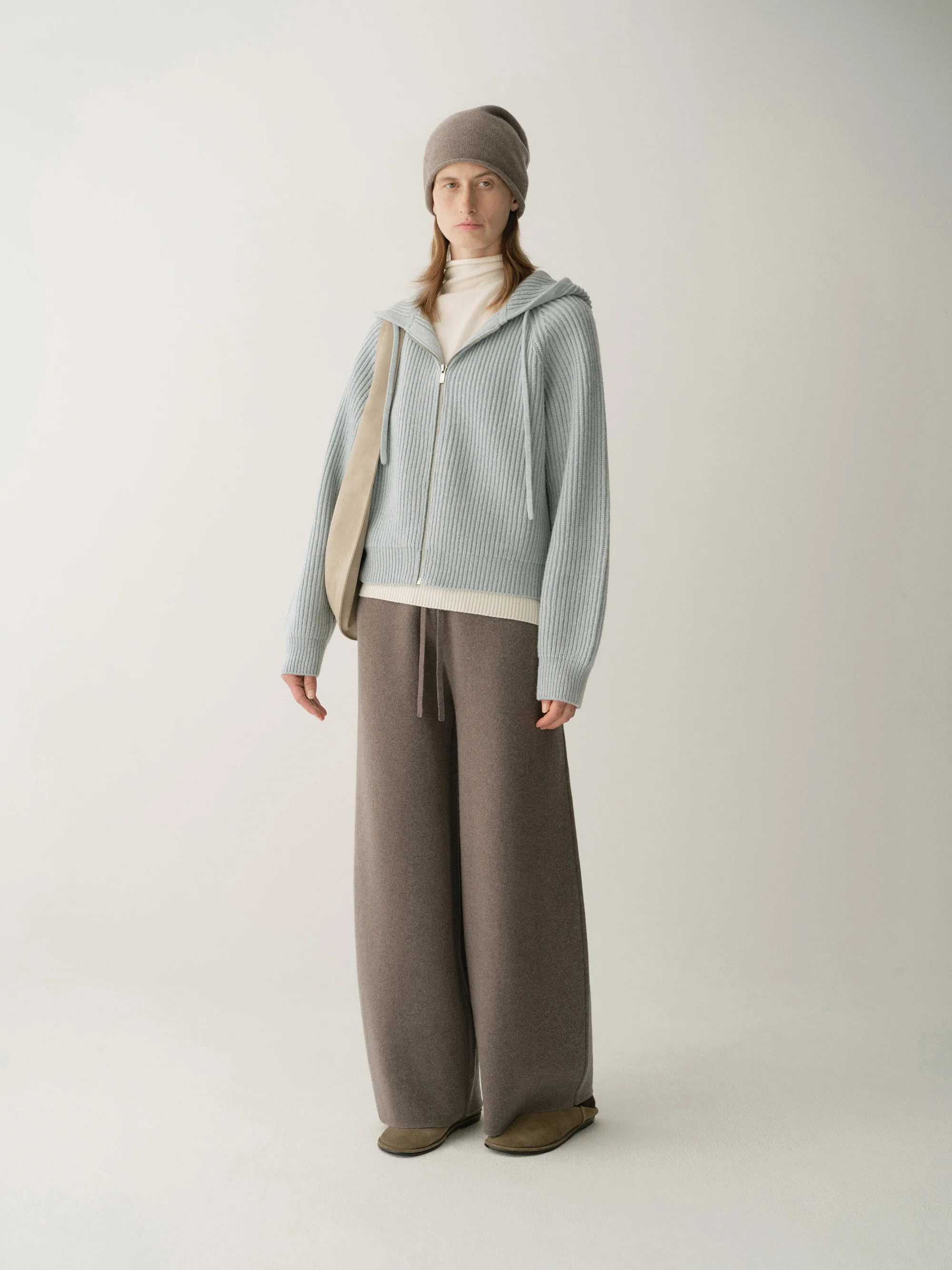 Merino Wool Drawsting Pants - Image 11
