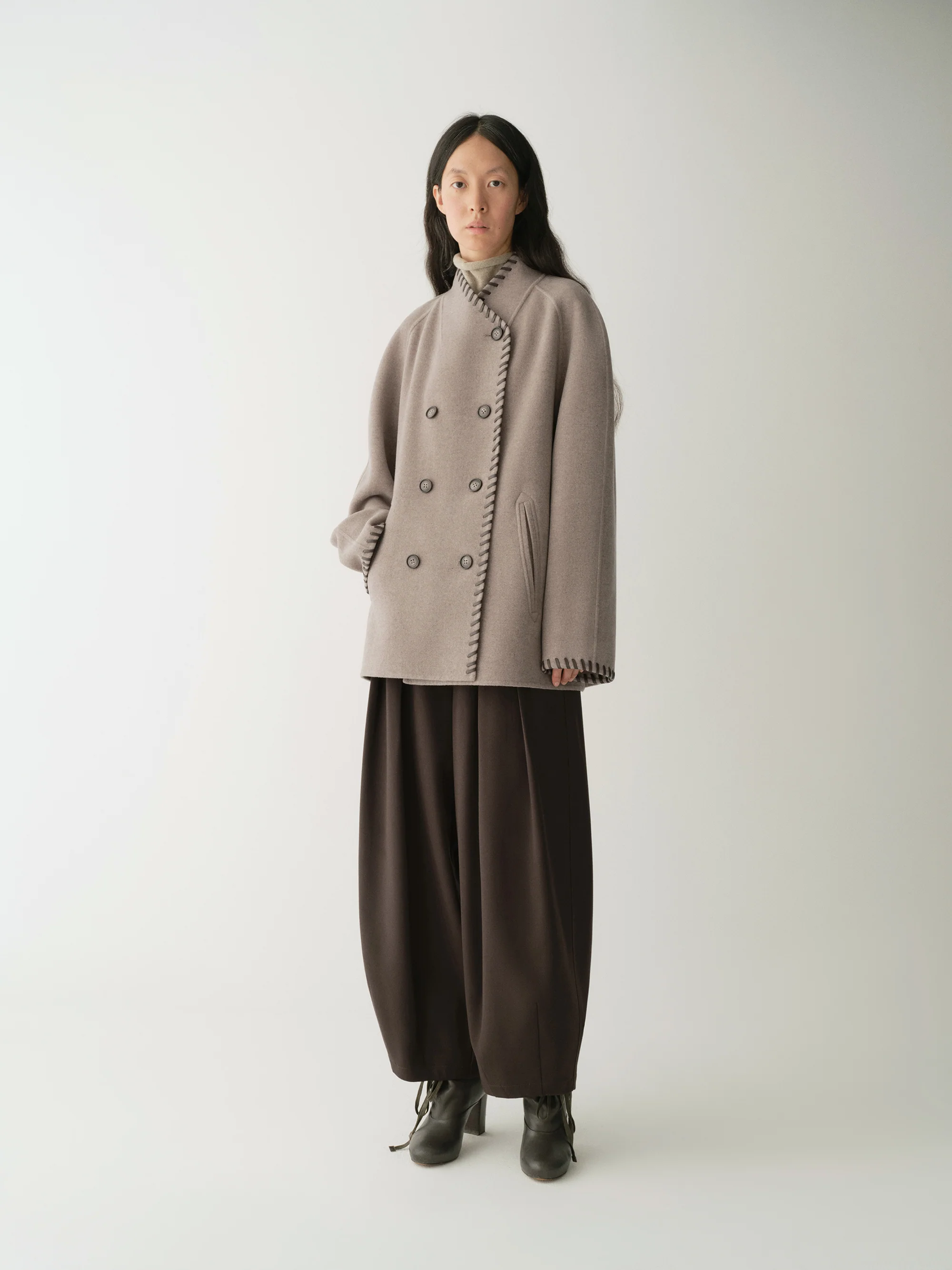 Short Wool Coat - Image 19
