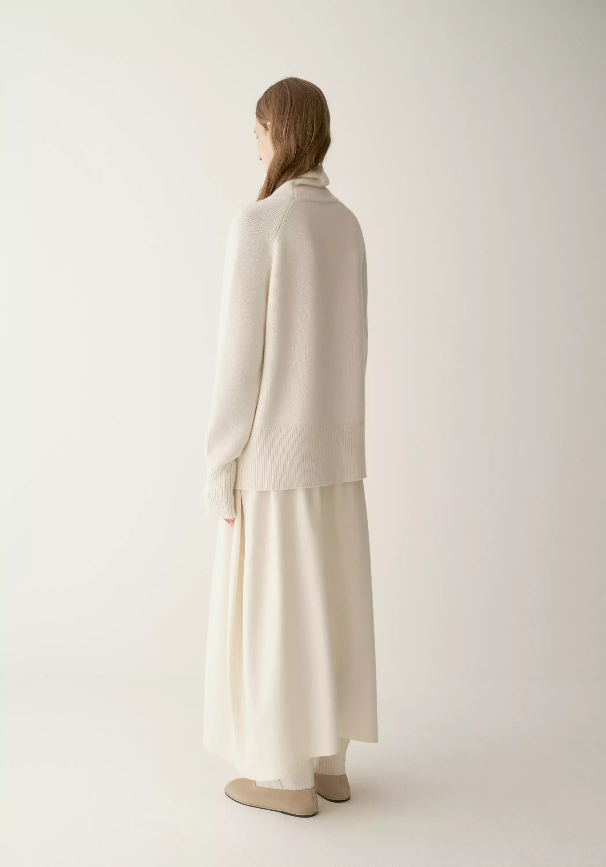 Cashmere-wool High-neck Sweater - Image 18