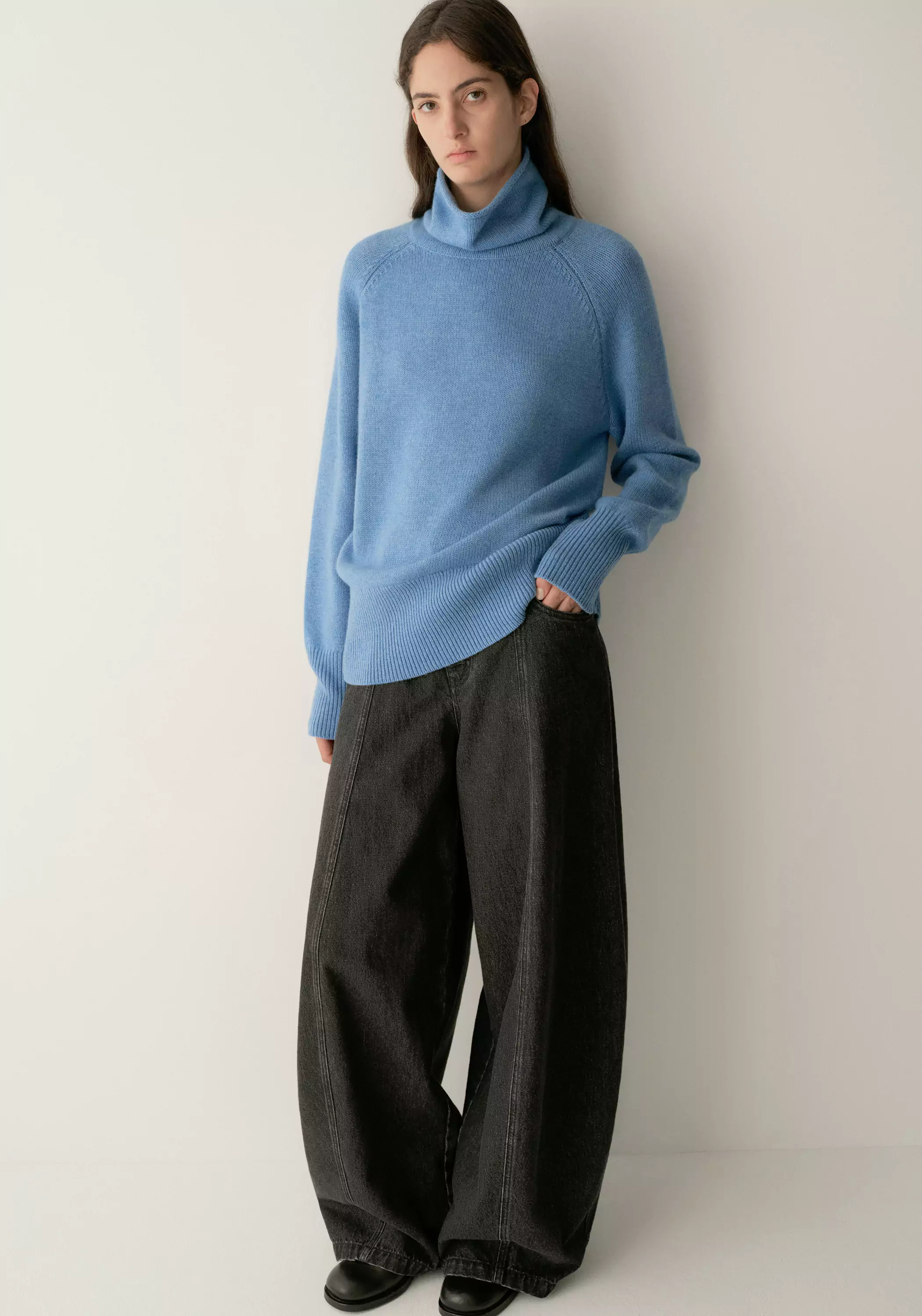 Cashmere-wool High-neck Sweater - Image 7