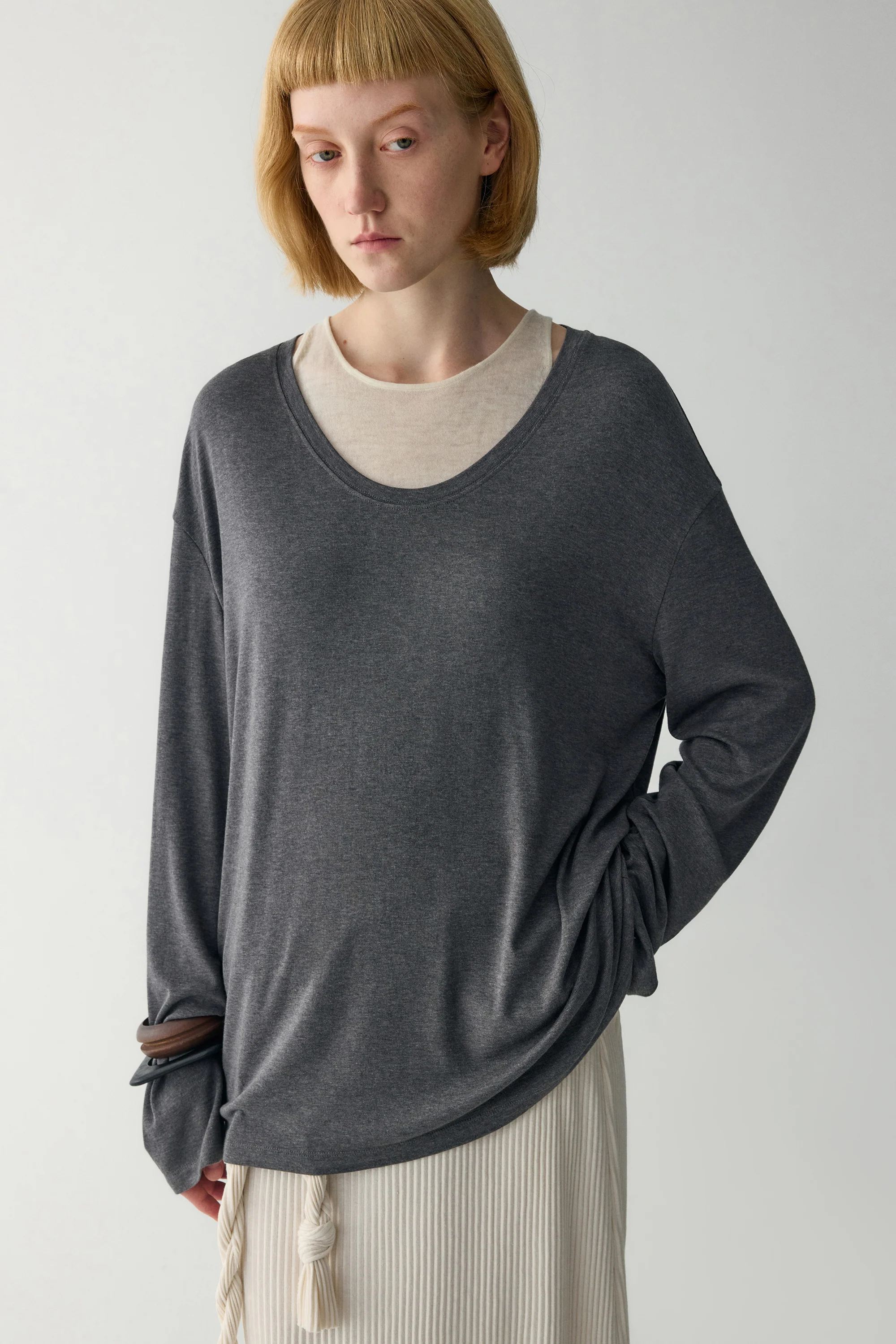 Wool Blend T-shirt - Image 10