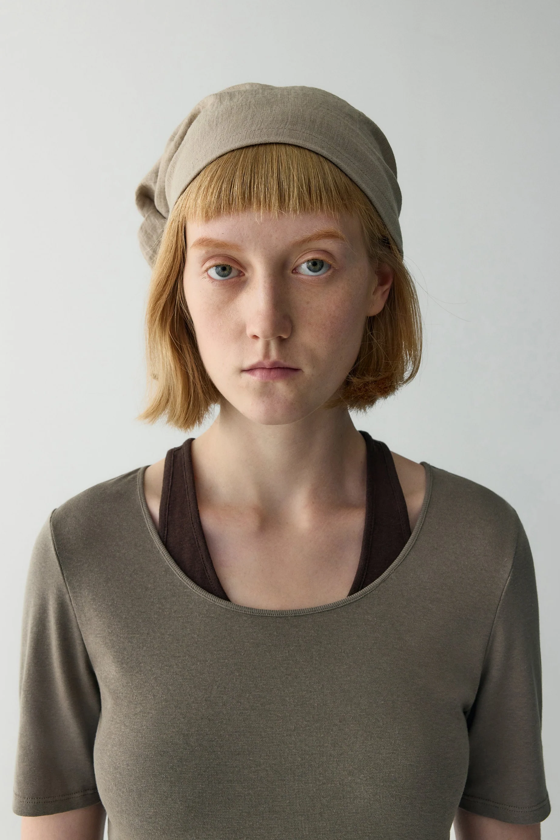 Square Neck Fitted T-shirt - Image 8