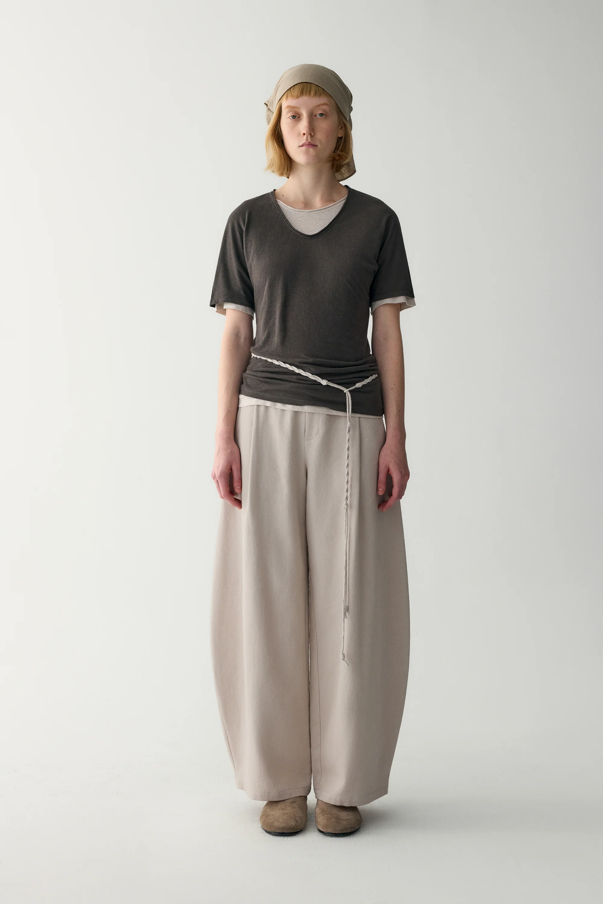 Hemp V-Neck T-shirt - Image 12
