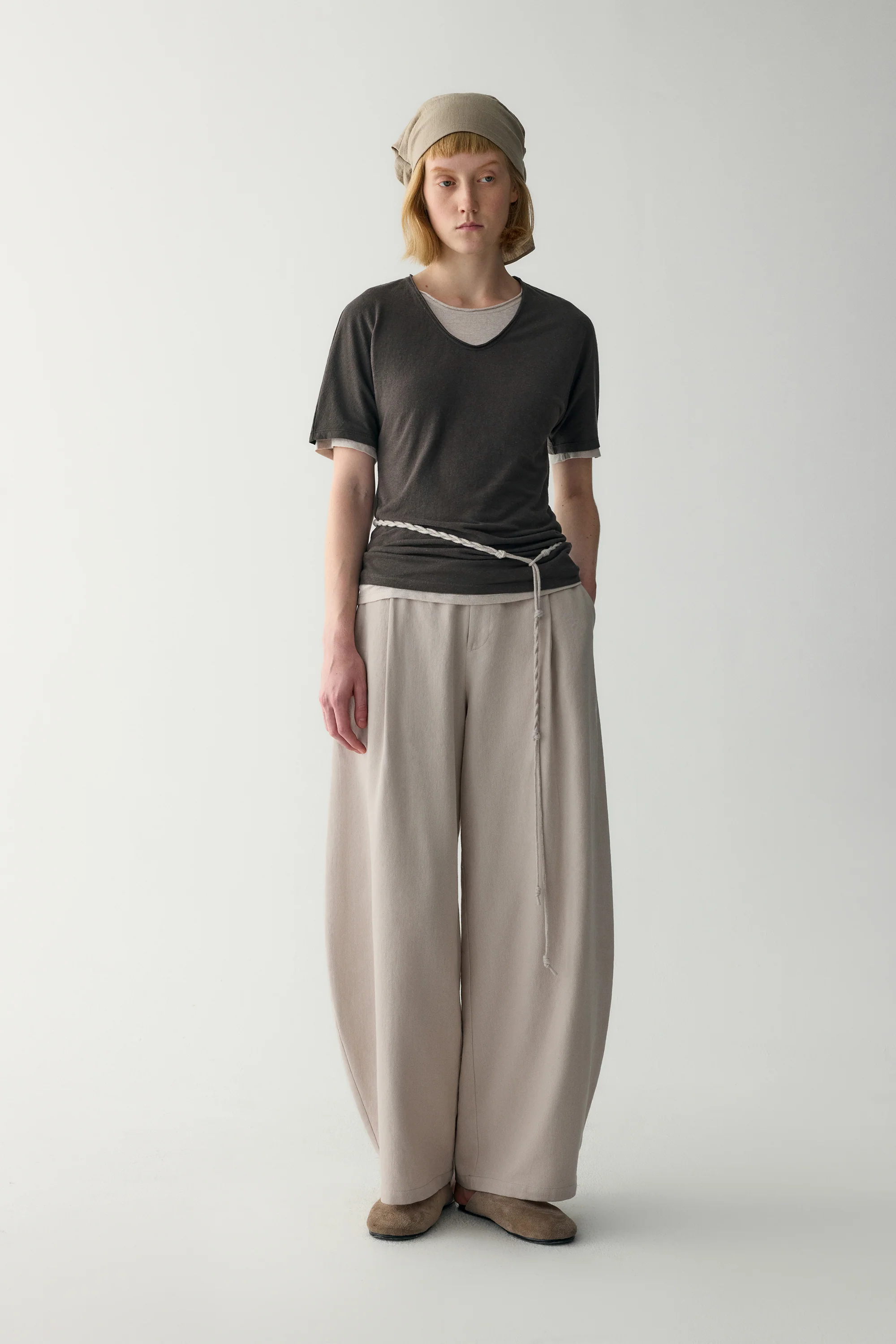 Hemp V-Neck T-shirt - Image 13