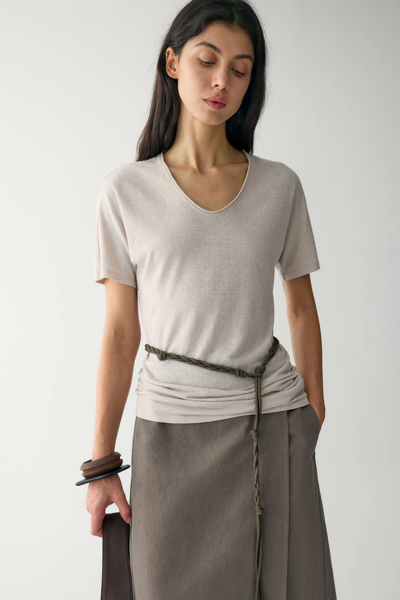 Hemp V-Neck T-shirt - Image 19