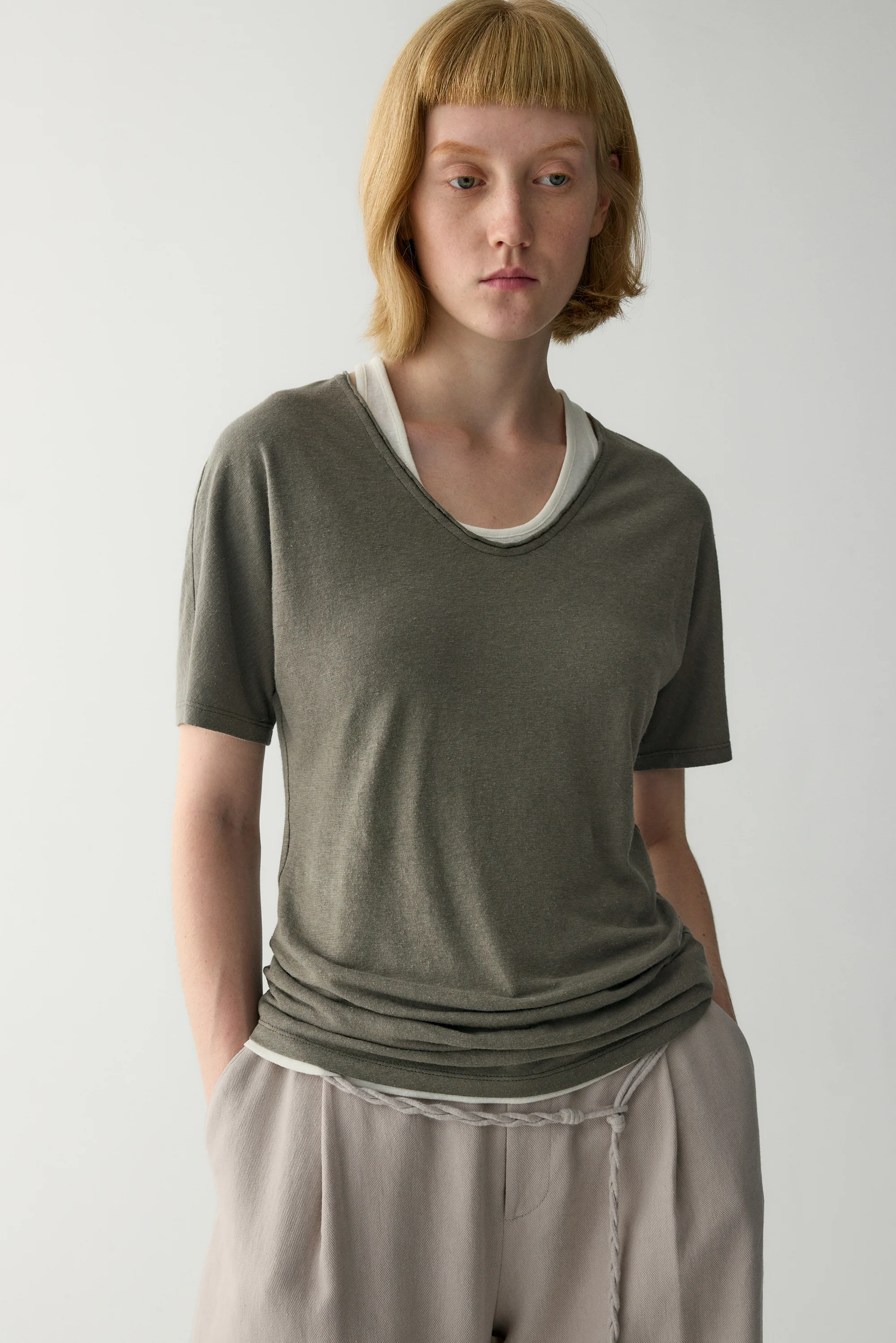 Hemp V-Neck T-shirt - Image 5