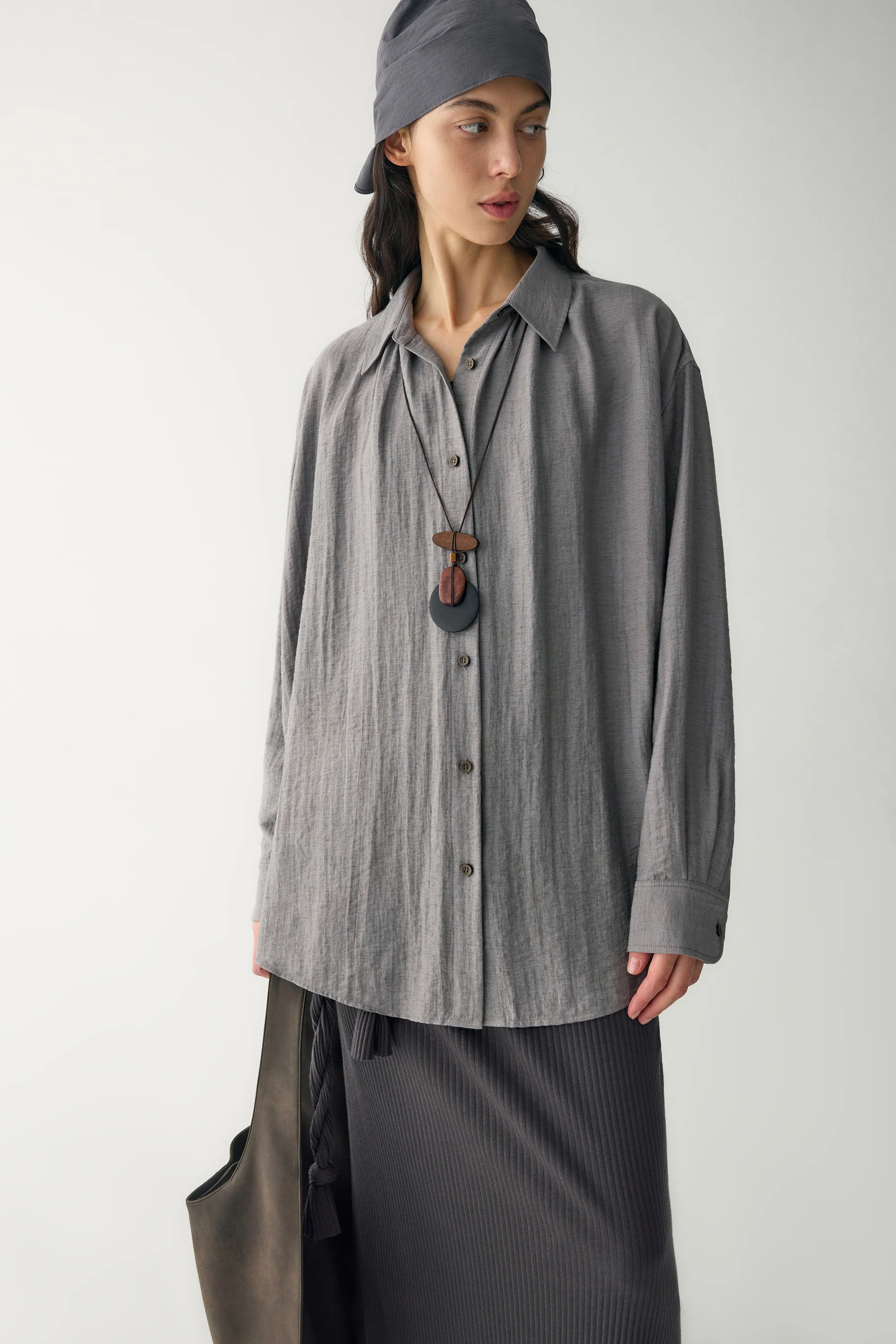 Linen Loose-fit Blouse - Image 17