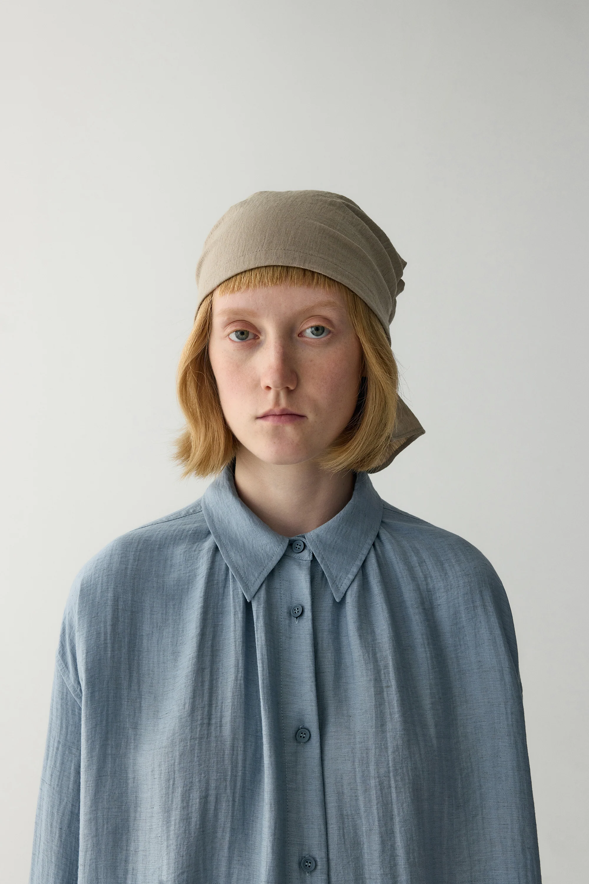 Linen Loose-fit Blouse - Image 7