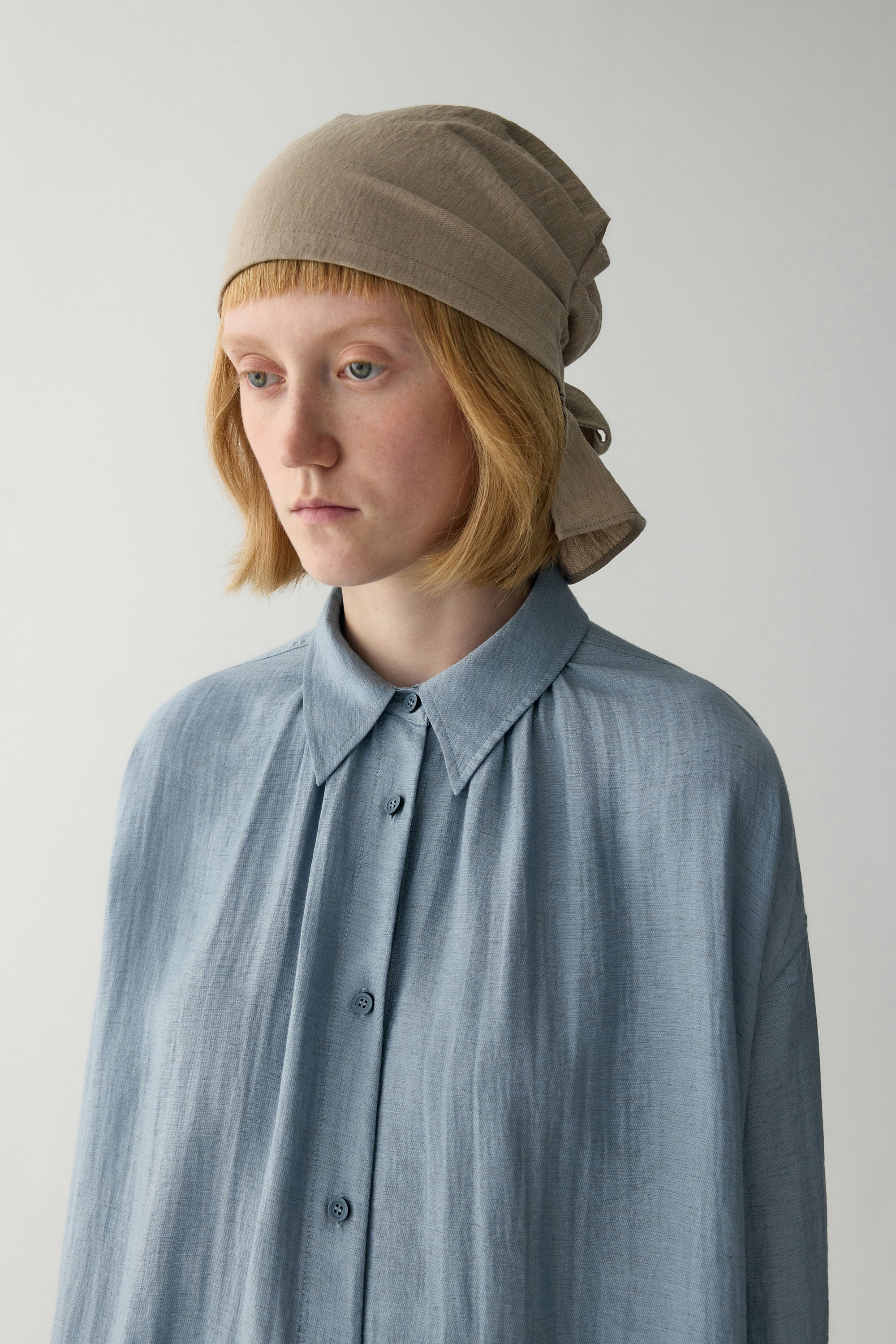 Linen Loose-fit Blouse - Image 8