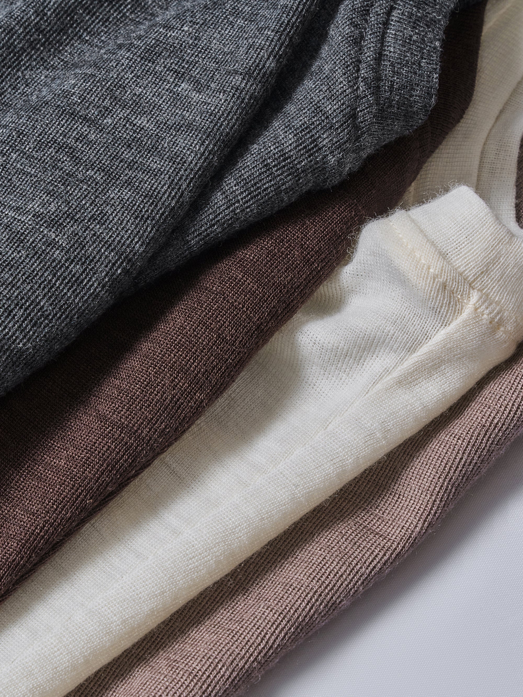 Wool Henley Fitted Tank Top - Image 11