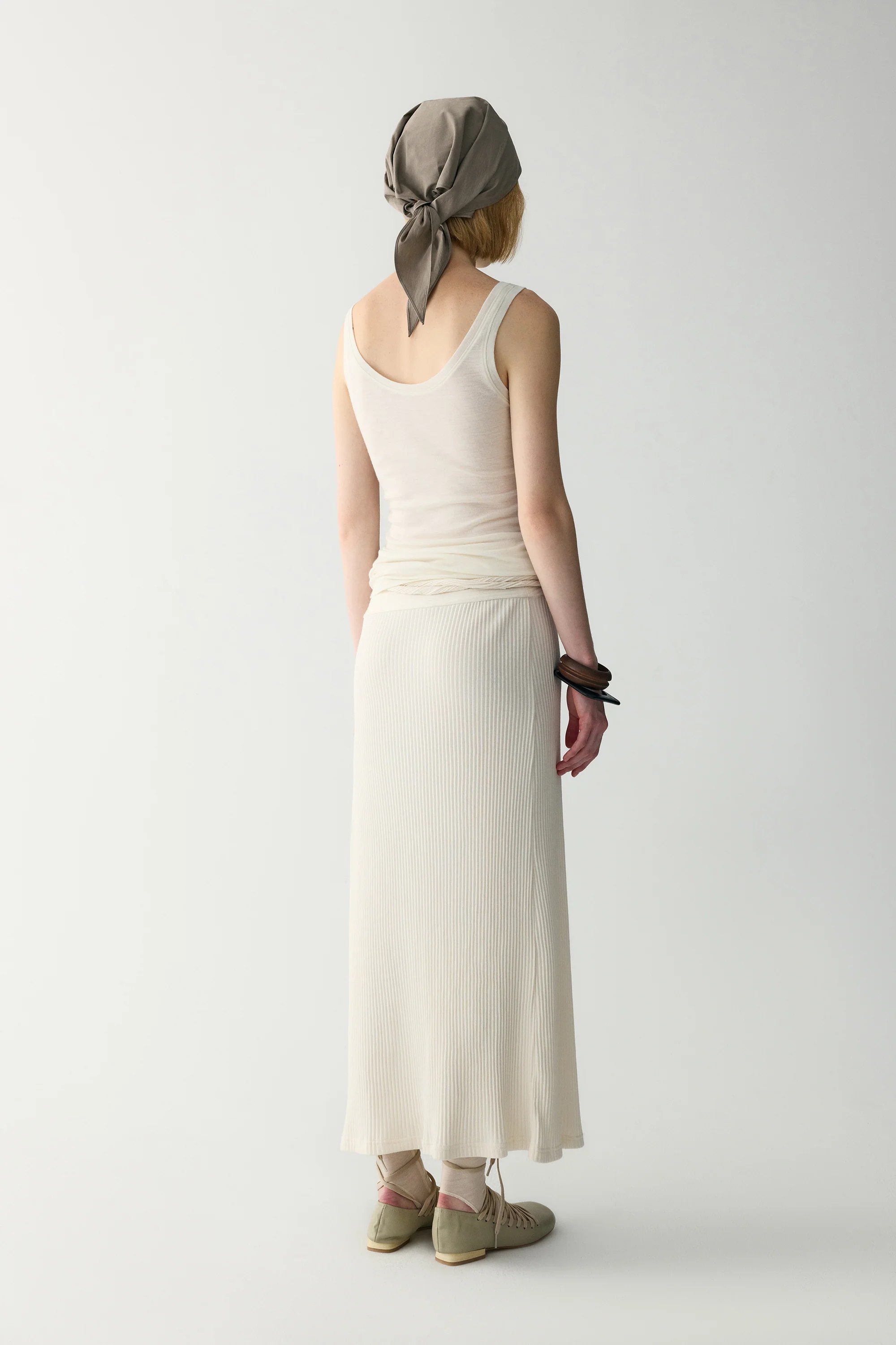 Wool Henley Fitted Tank Top - Image 13