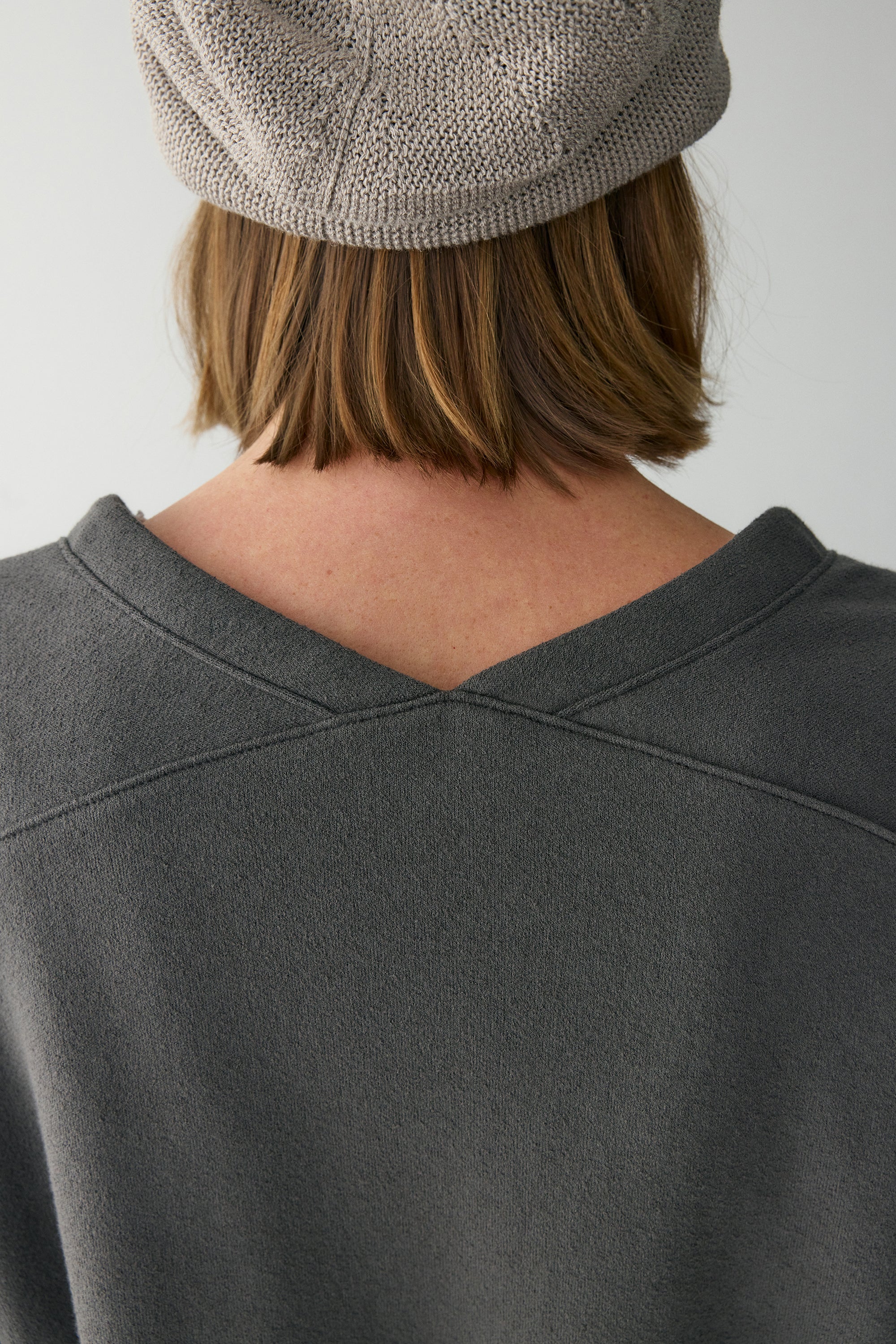 Cotton V-neck Pullover - Image 10