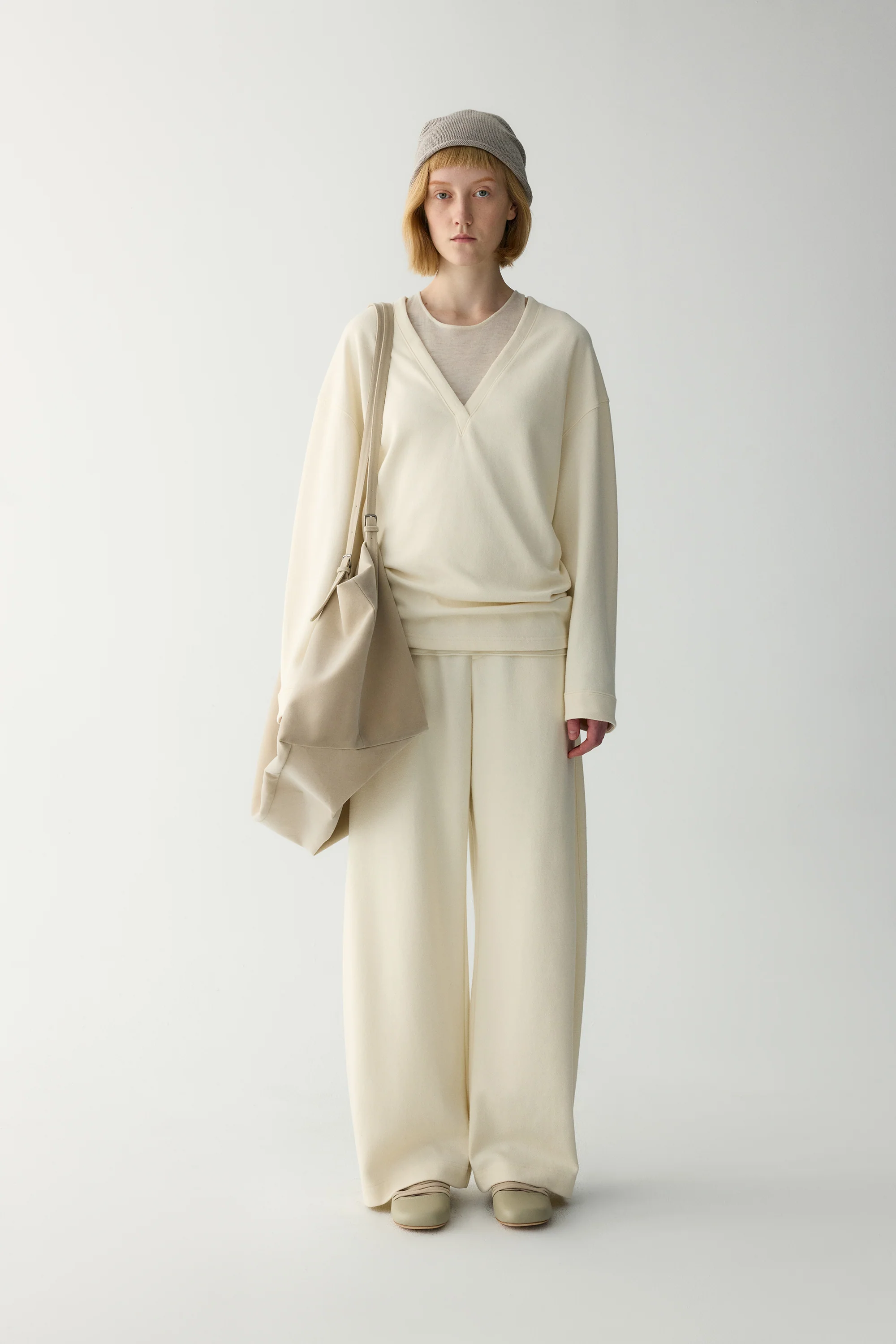 Cotton V-neck Pullover - Image 13