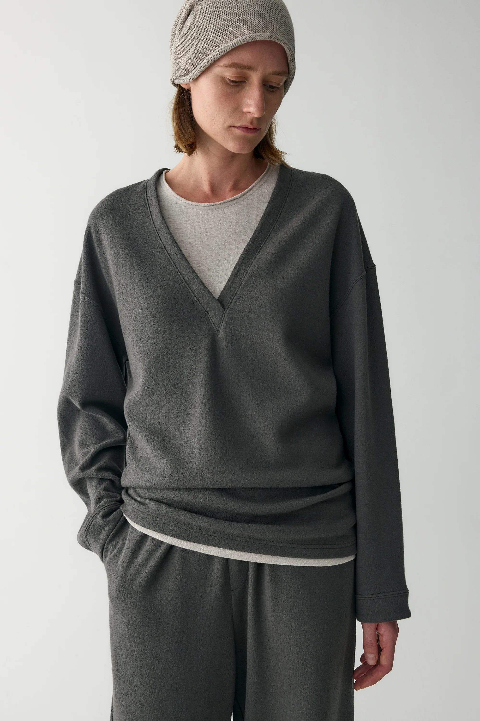 Cotton V-neck Pullover - Image 5