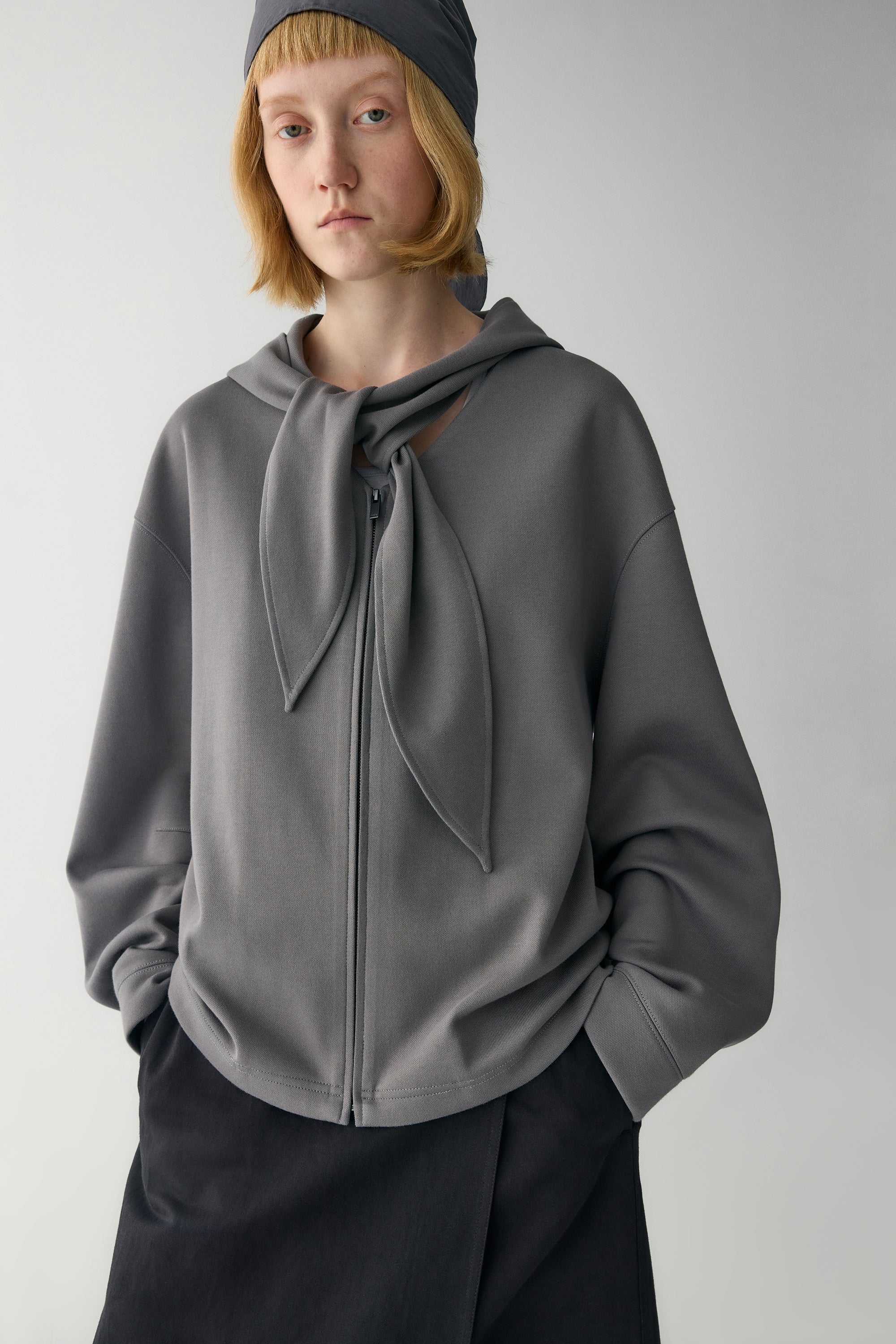 Two-way Collar Cotton Hoodie - Image 10