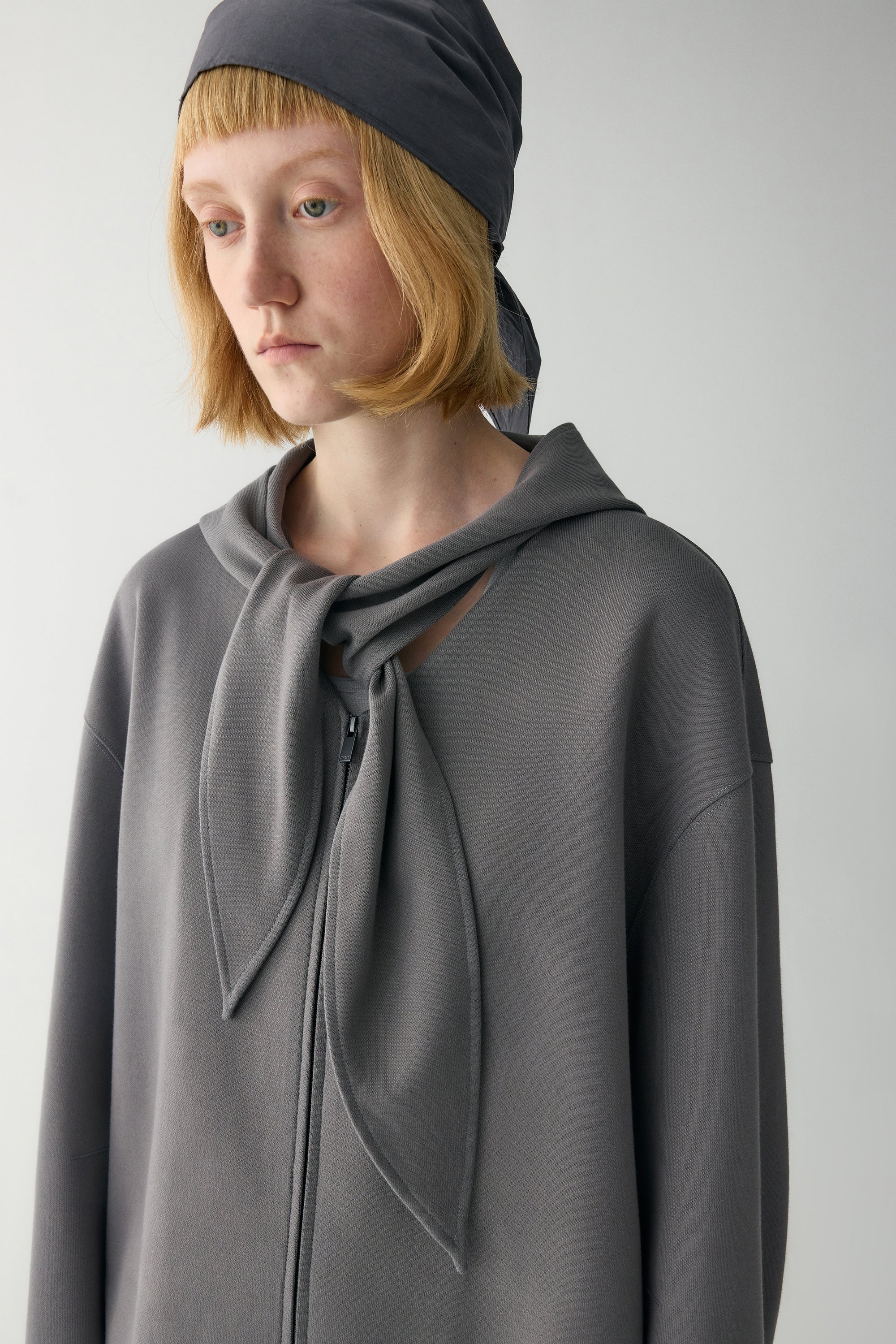 Two-way Collar Cotton Hoodie - Image 14