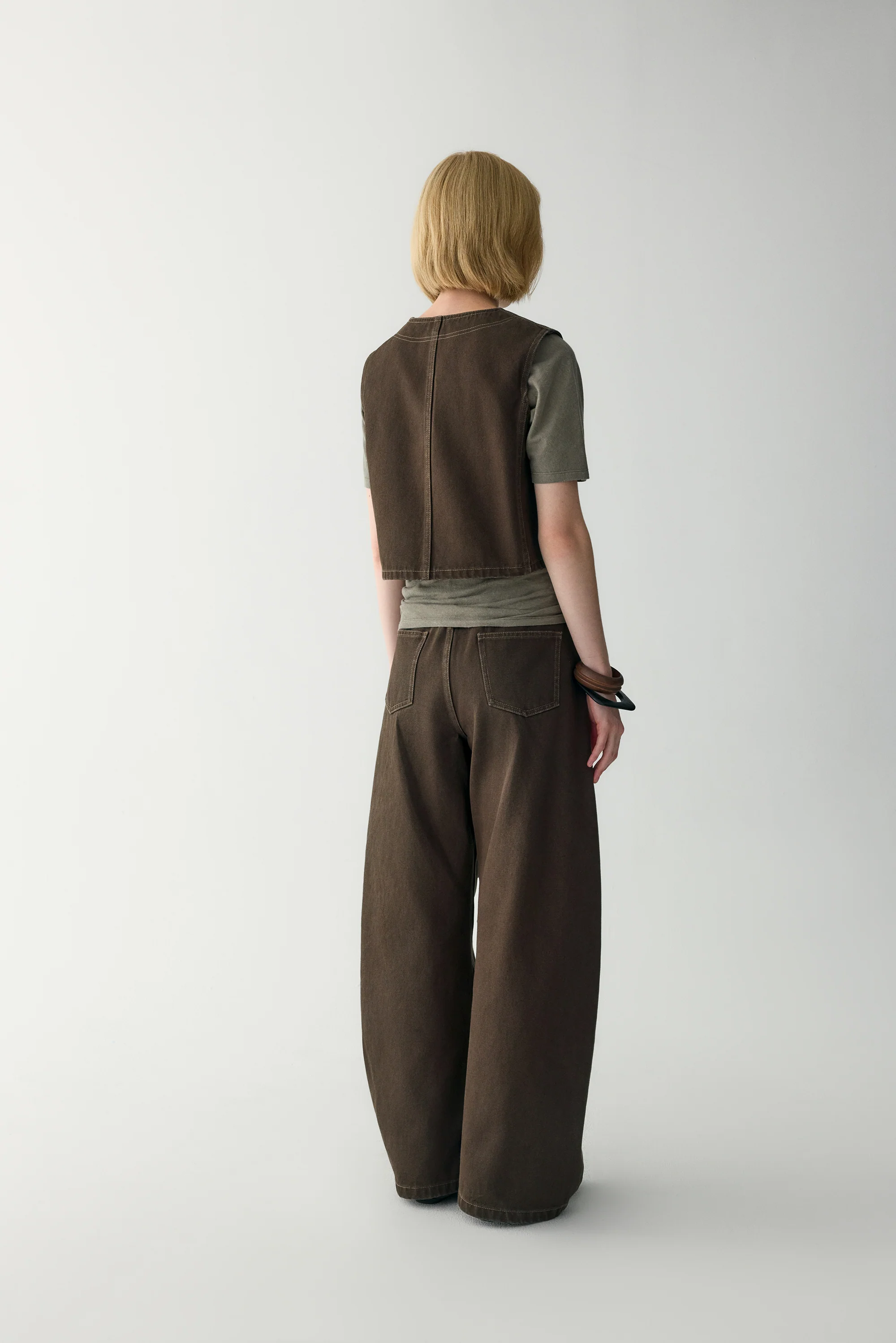 U-neck Denim Vest - Image 17