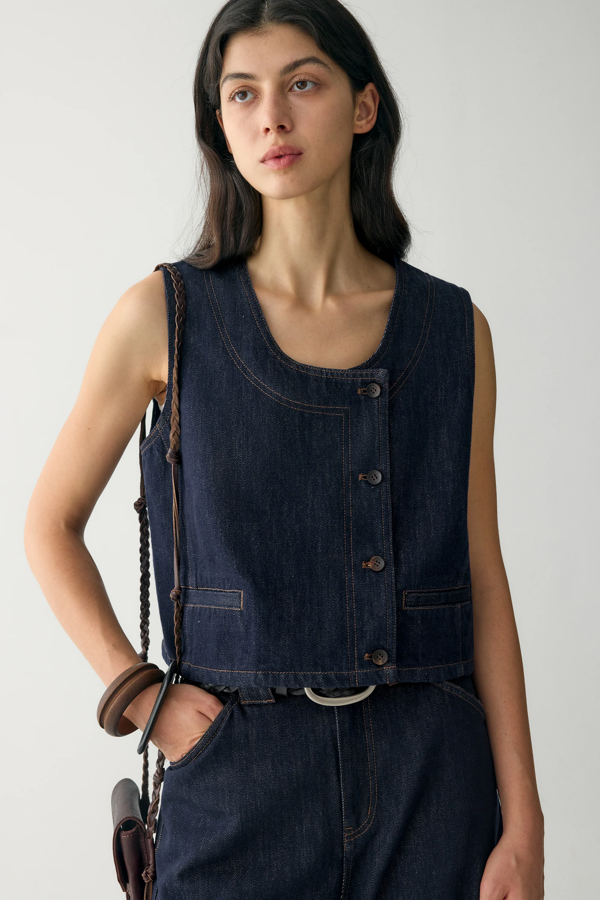 U-neck Denim Vest - Image 8