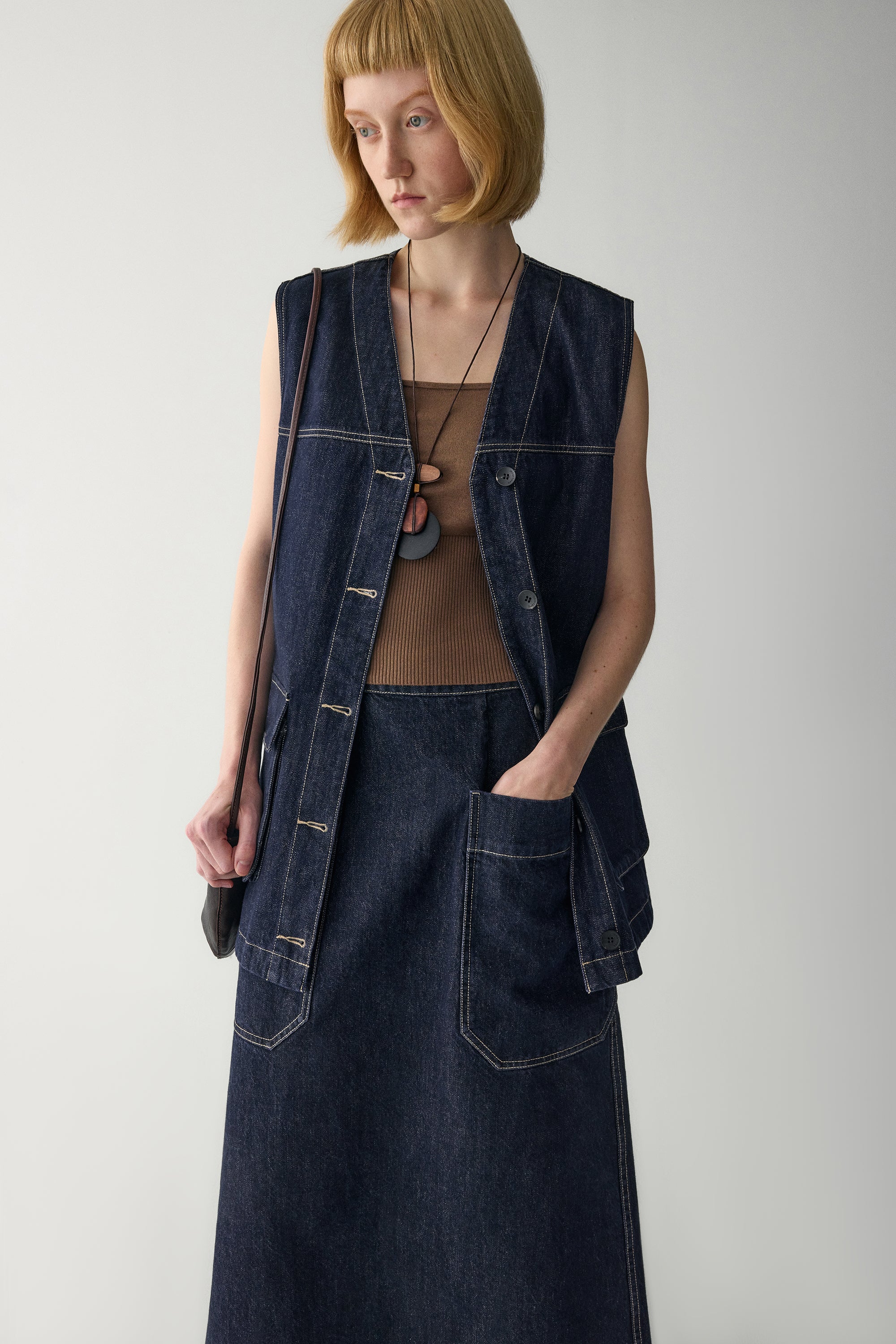 V-neck Long Denim Vest - Image 10