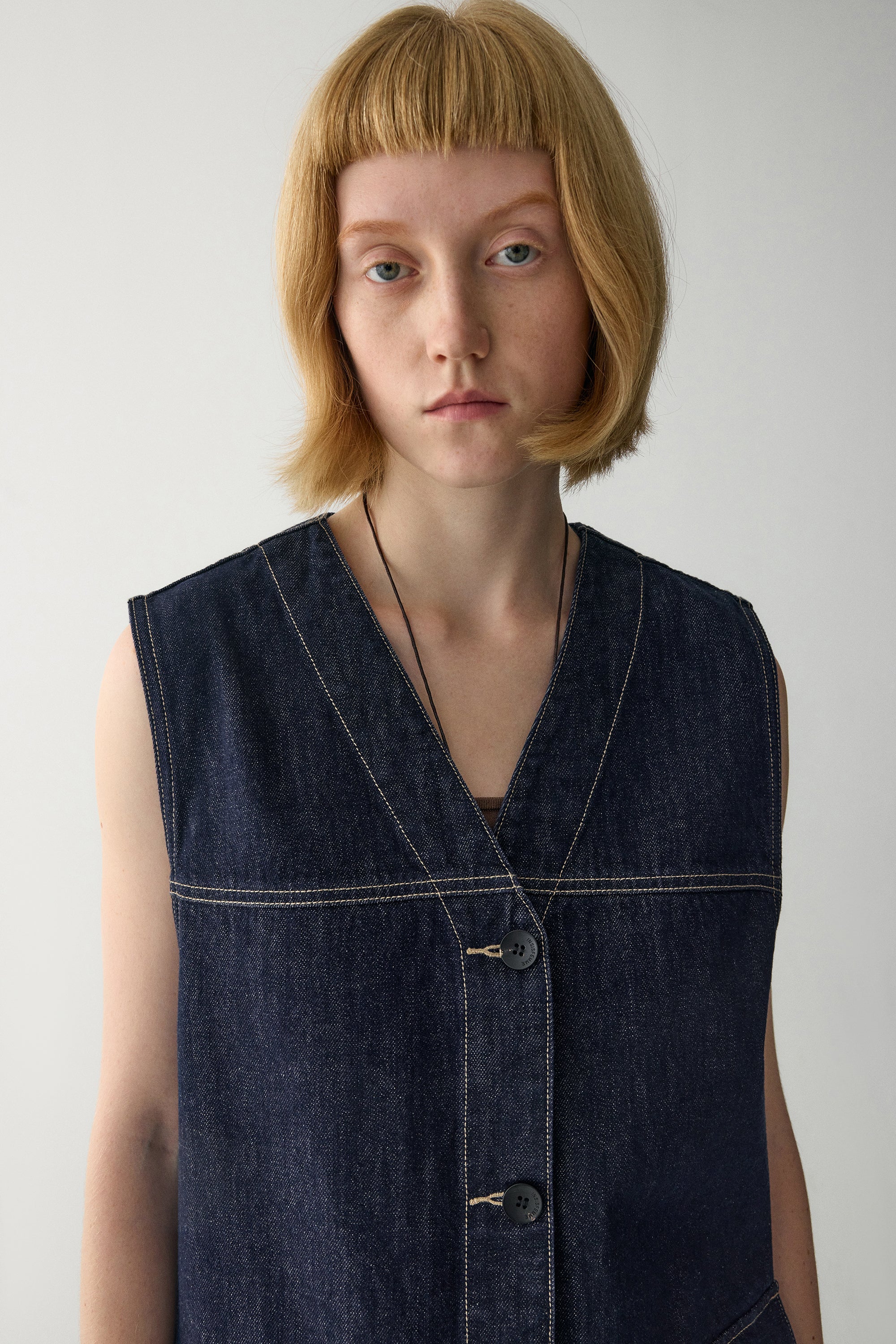 V-neck Long Denim Vest - Image 13