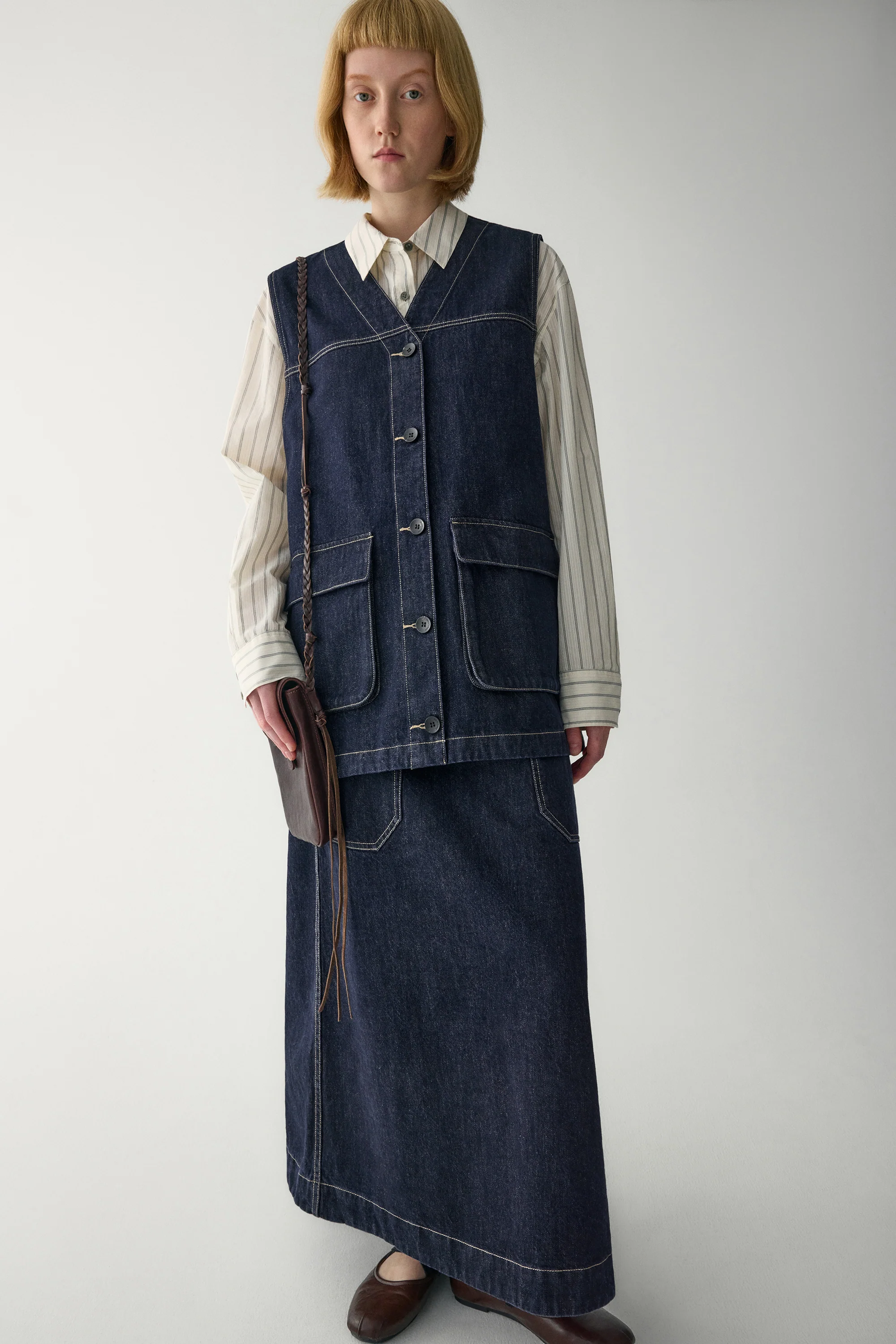 V-neck Long Denim Vest - Image 8
