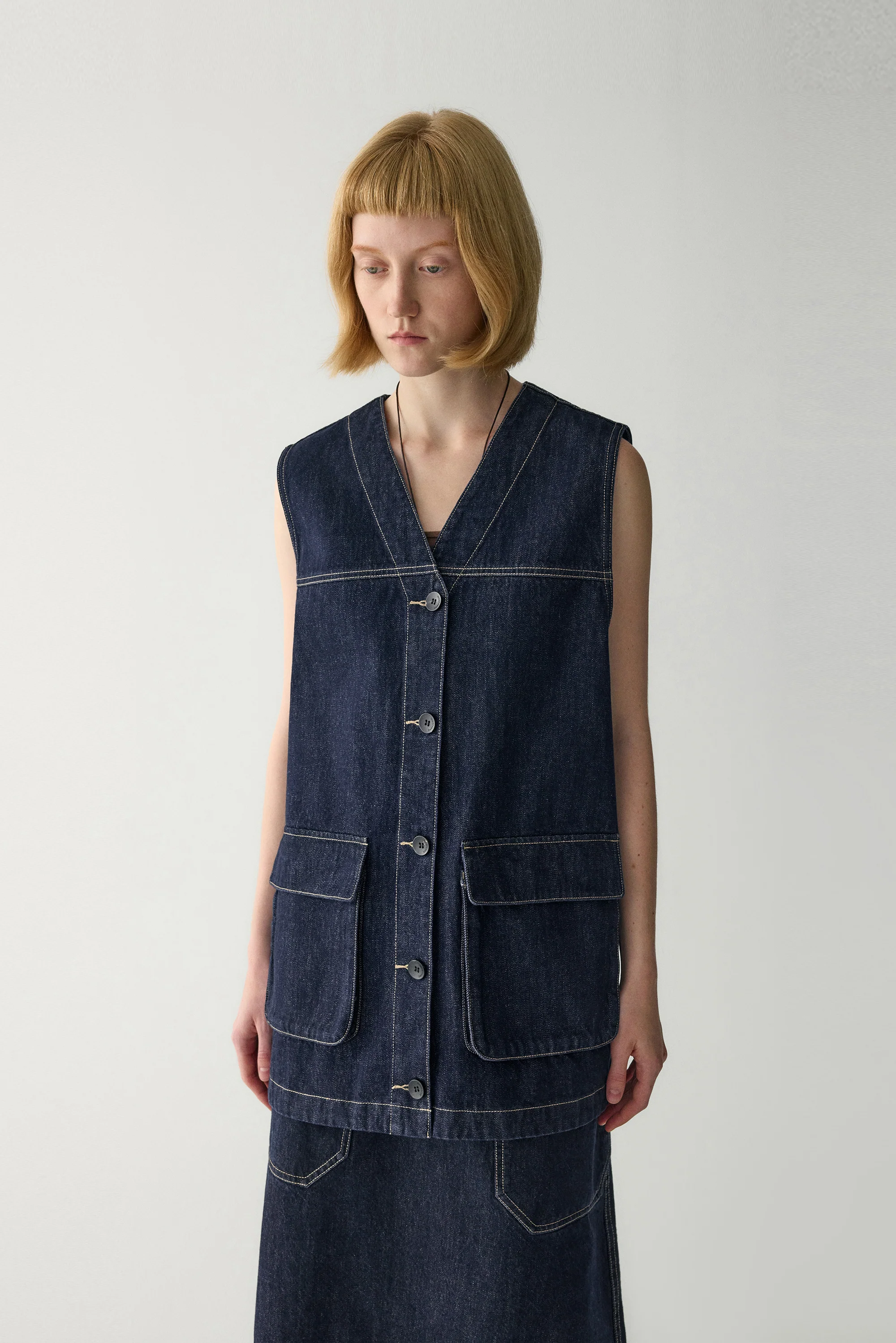 V-neck Long Denim Vest - Image 9