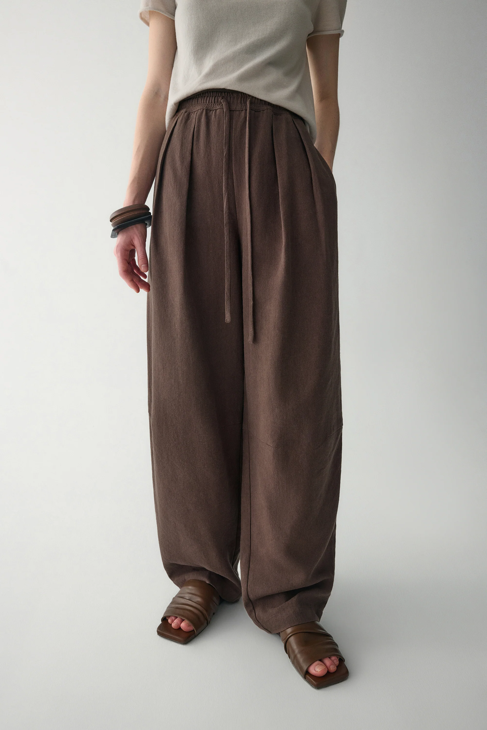 Double Pleated Pants - Image 20