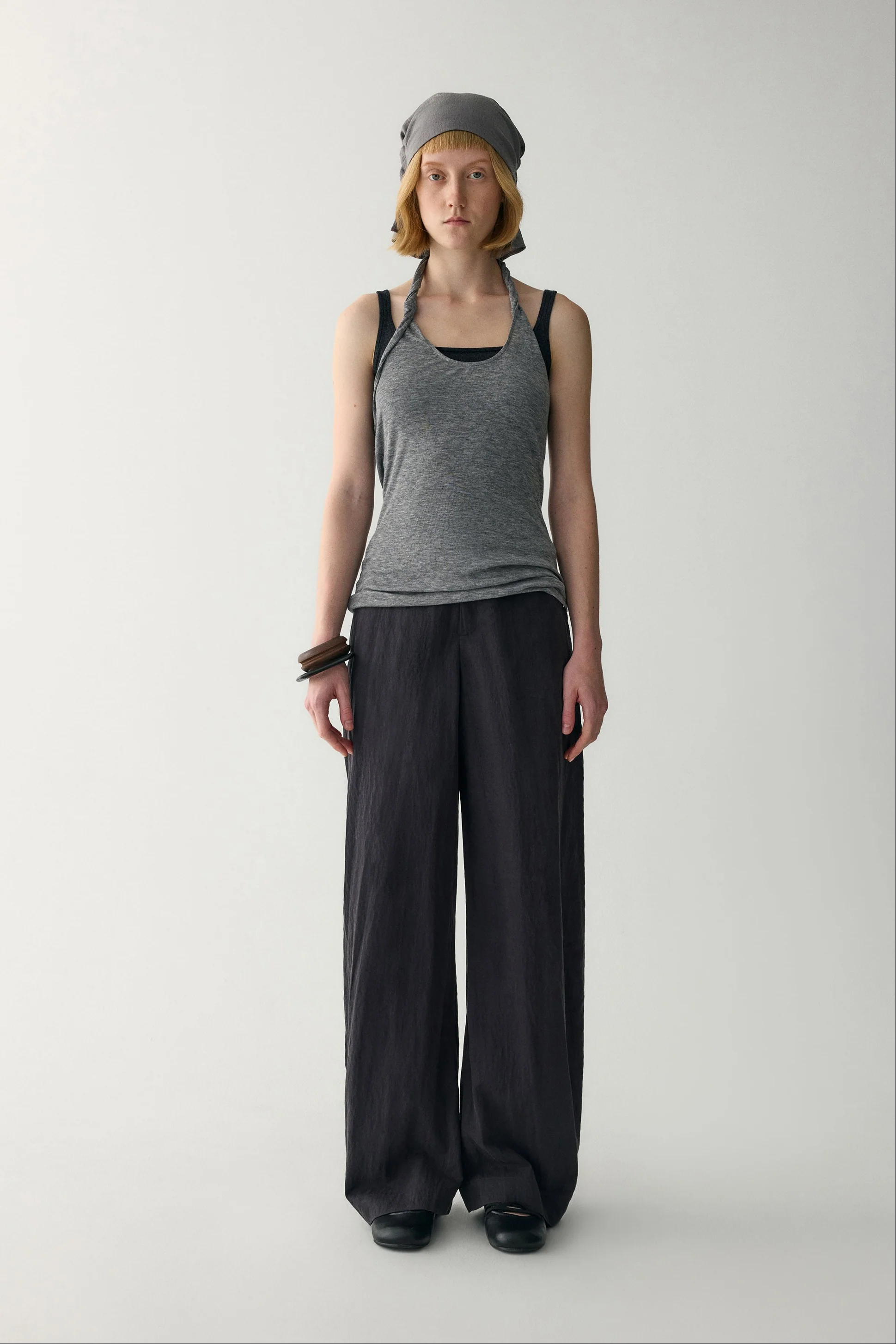 Wide-Leg Curved Pants - Image 16