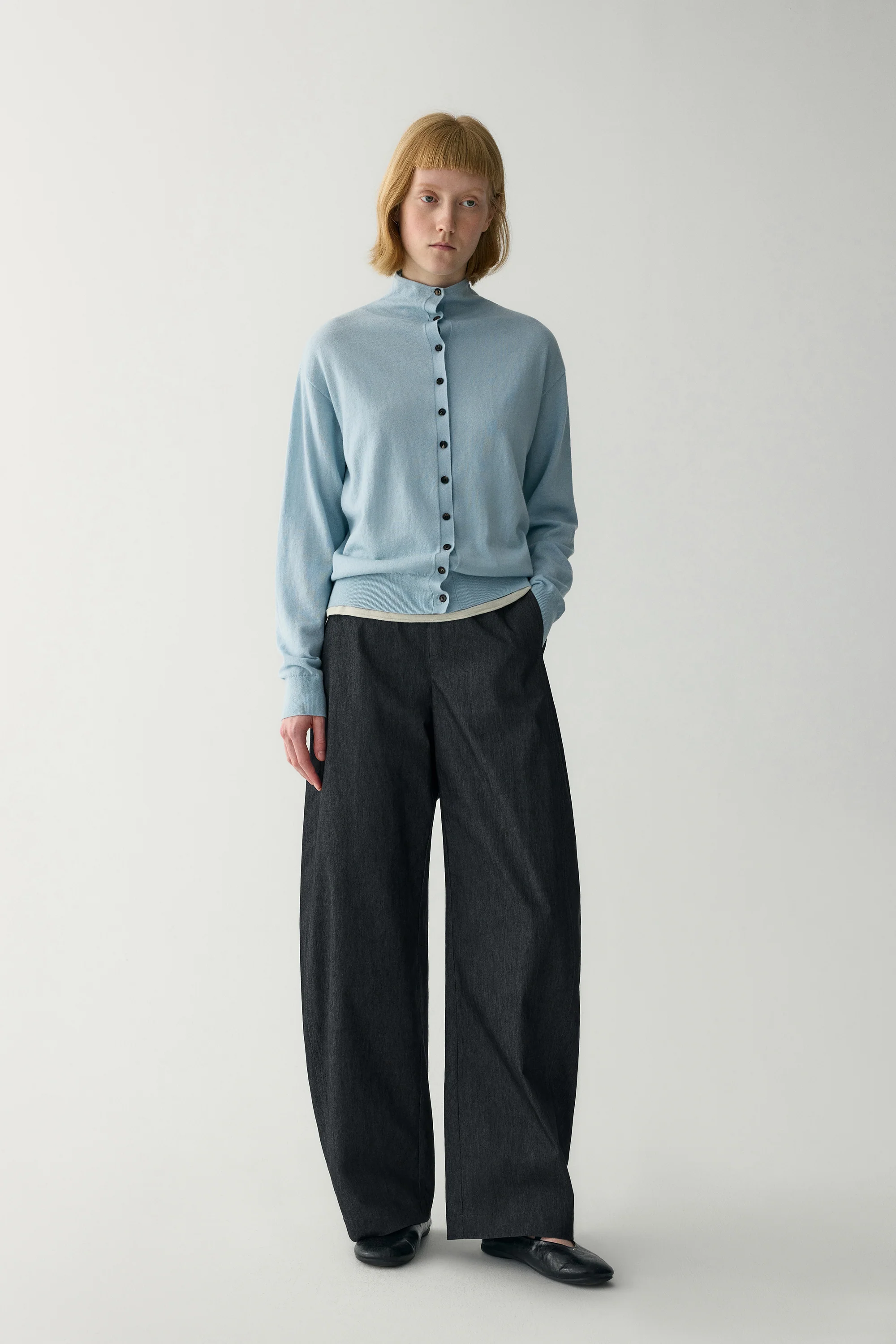 Off-Duty Barrel Pants - Image 11