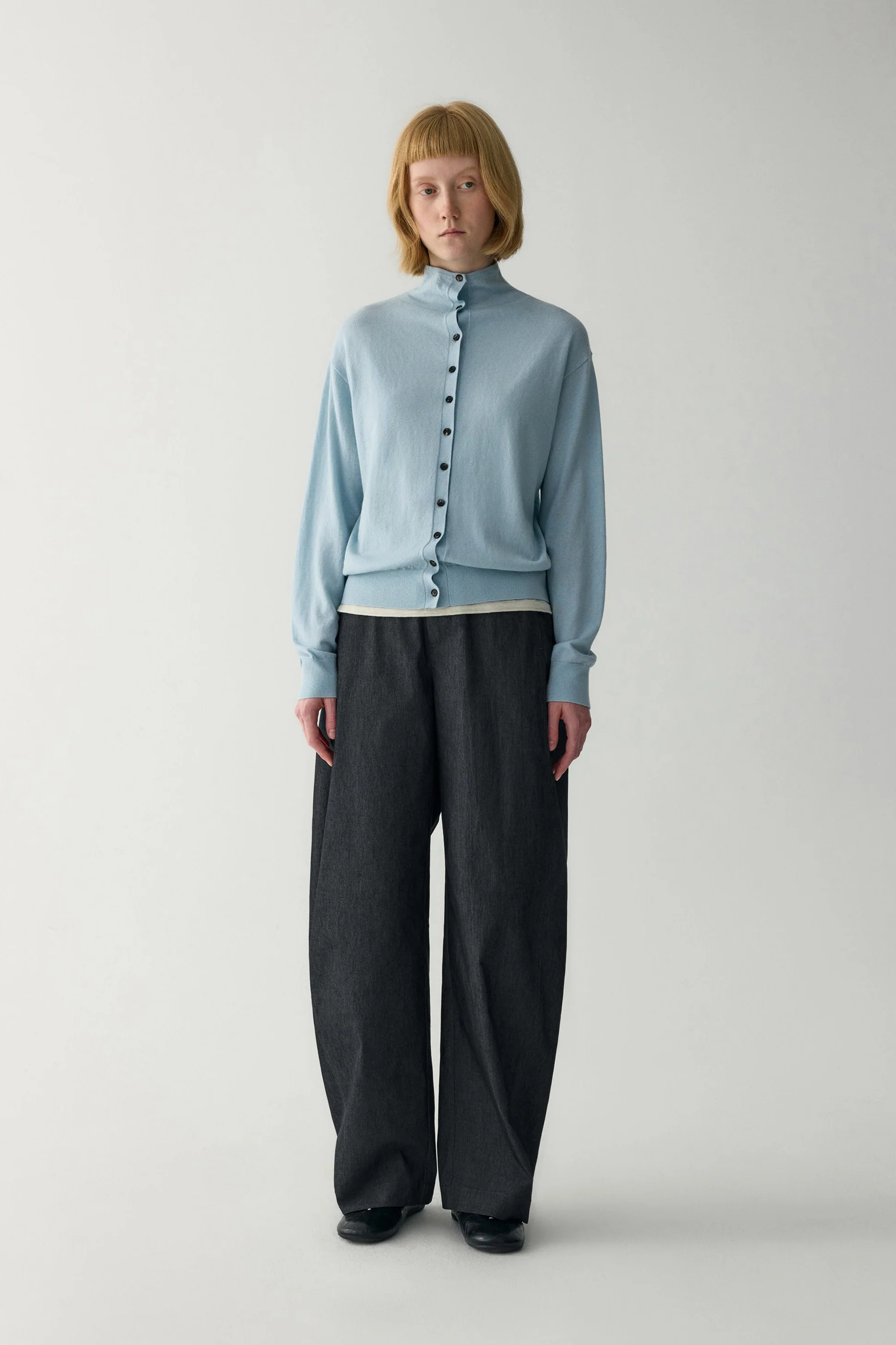 Off-Duty Barrel Pants - Image 9