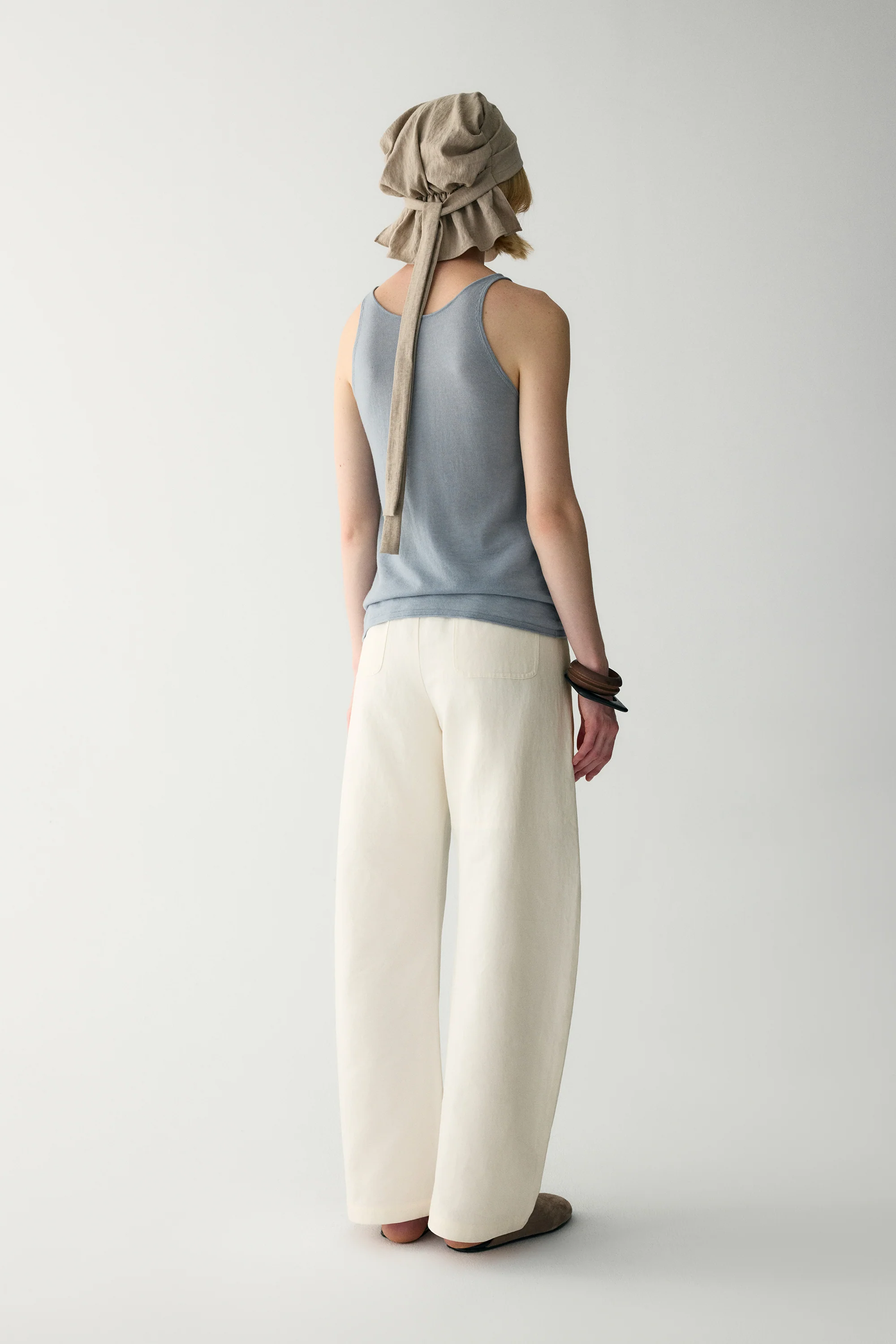Linen Off-duty Barrel Trousers - Image 4