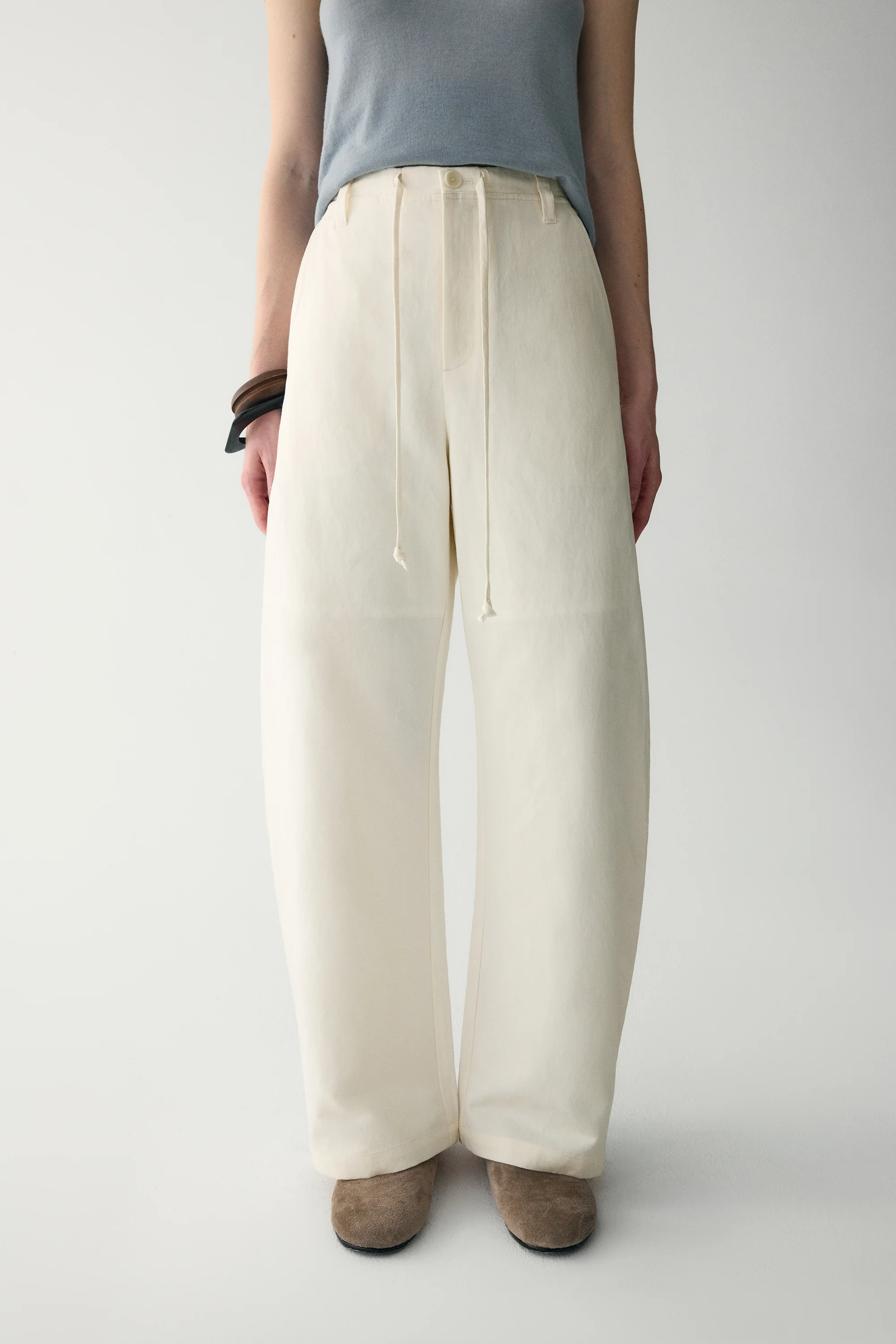 Linen Off-duty Barrel Trousers - Image 5