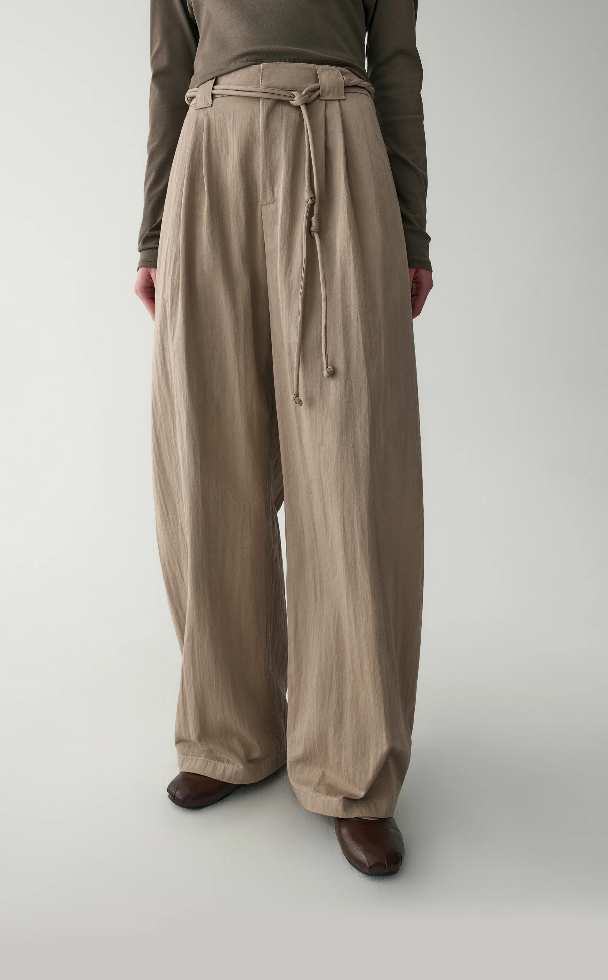 Barrel Pants With Handmade Belt - Image 10