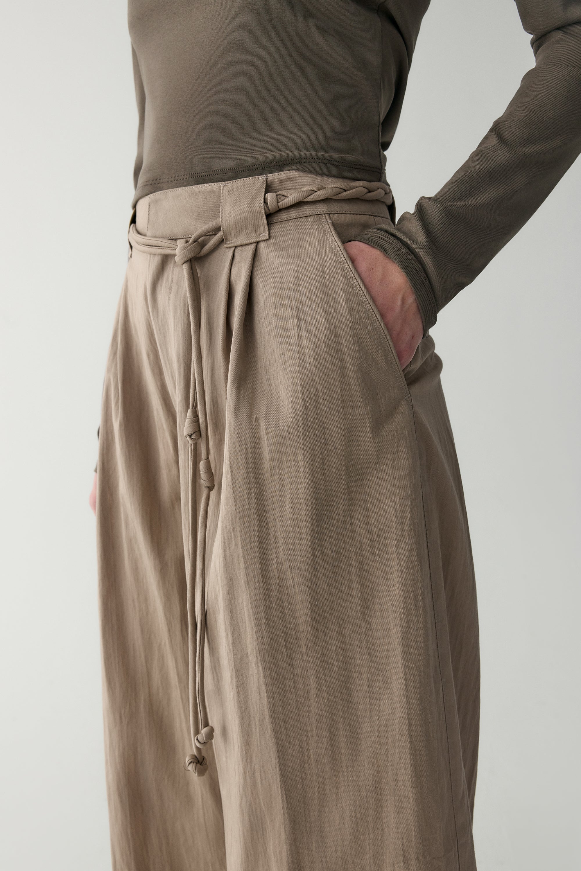 Barrel Pants With Handmade Belt - Image 13