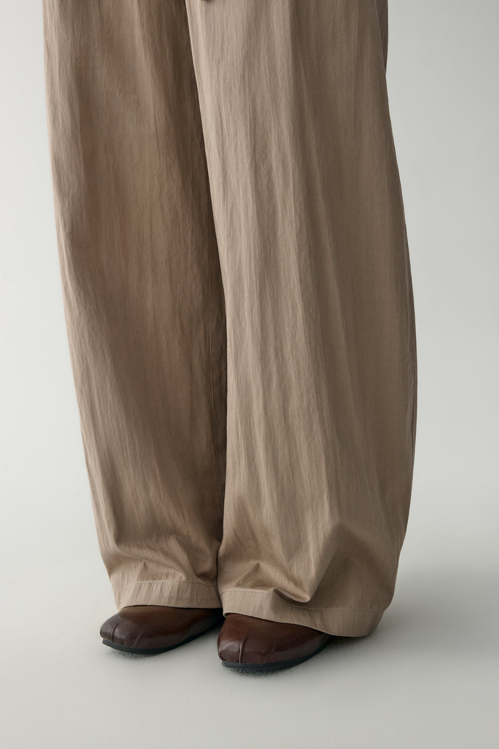 Barrel Pants With Handmade Belt - Image 15