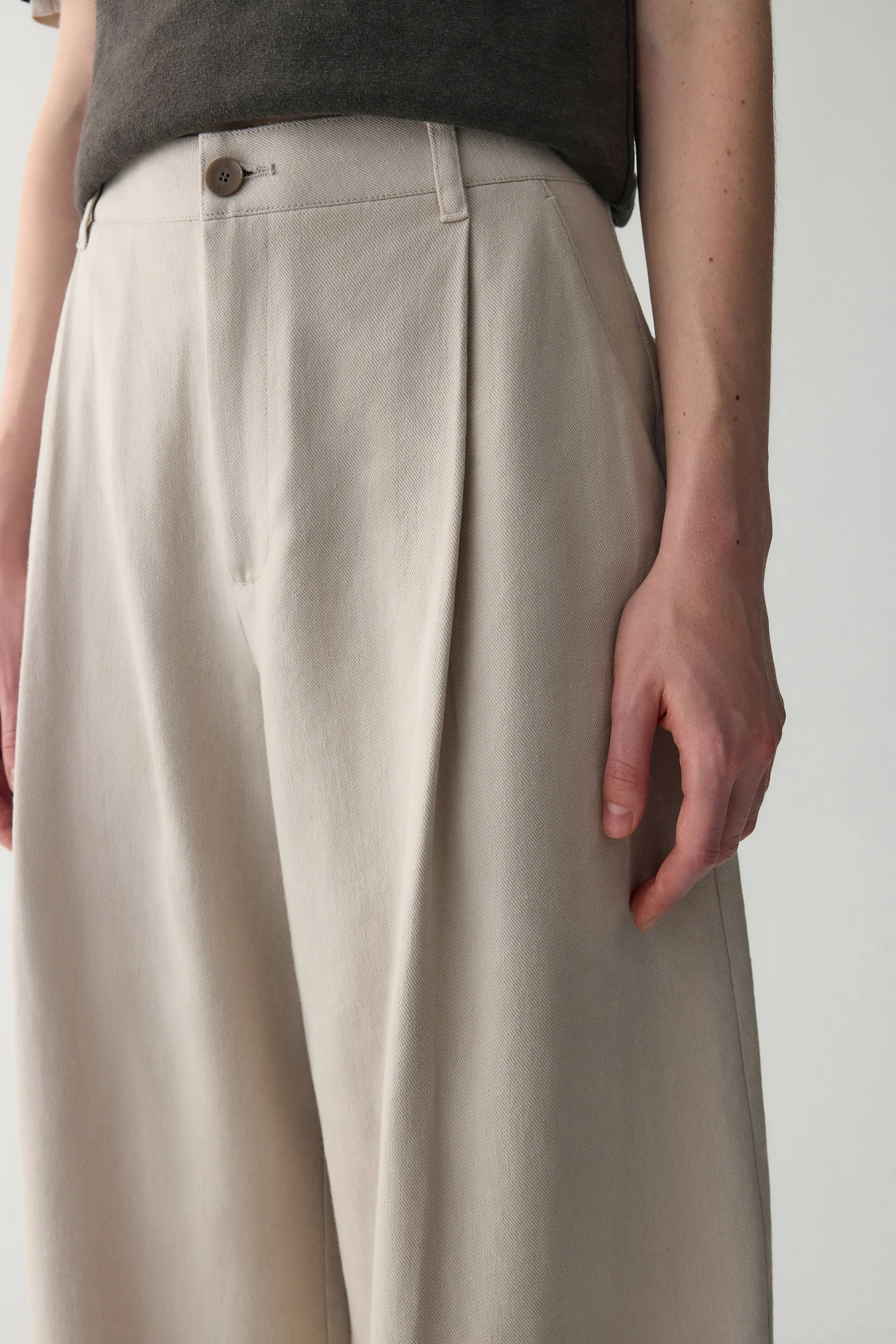 Linen Wide-leg Barrel Pants - Image 15