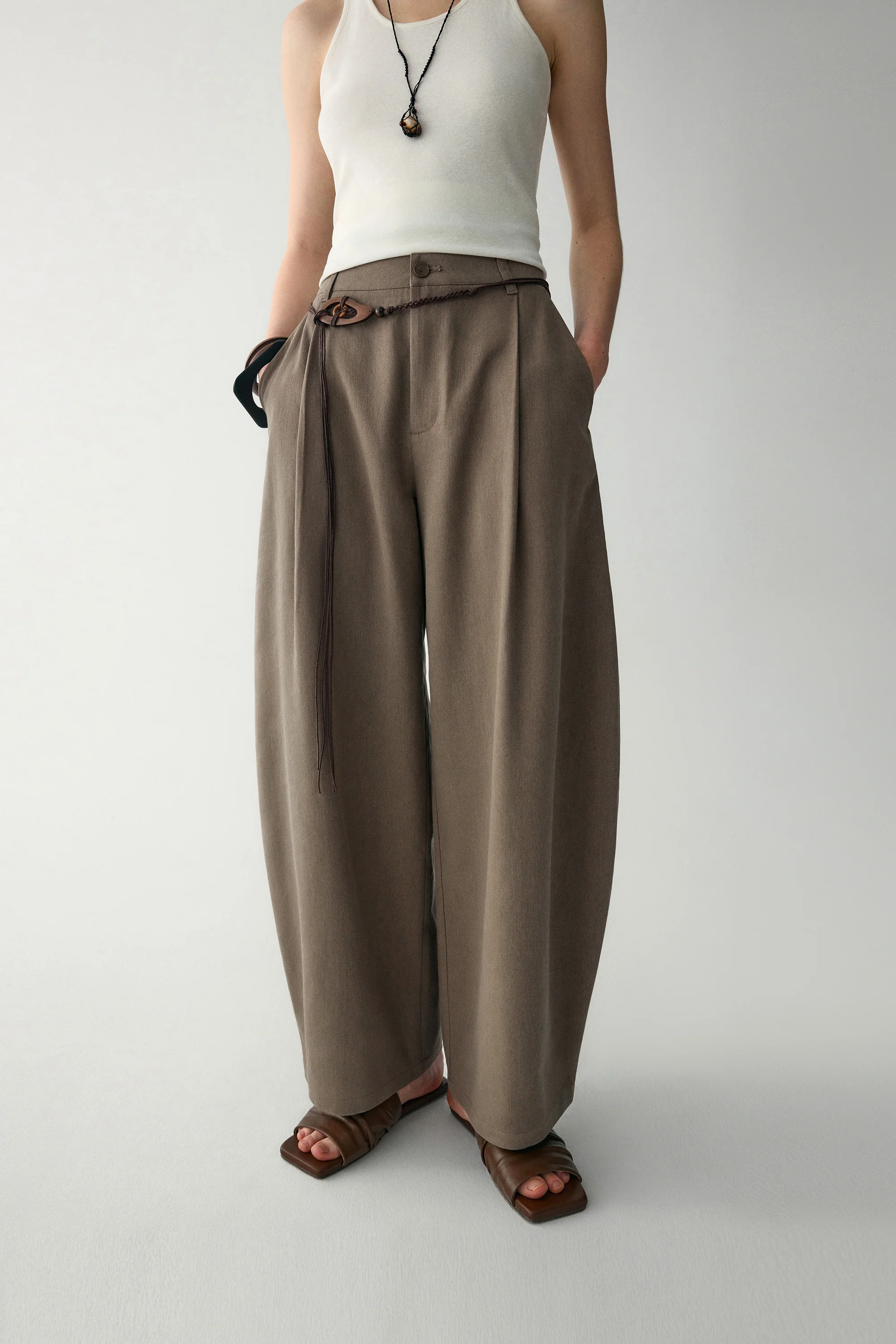 Linen Wide-leg Barrel Pants - Image 7