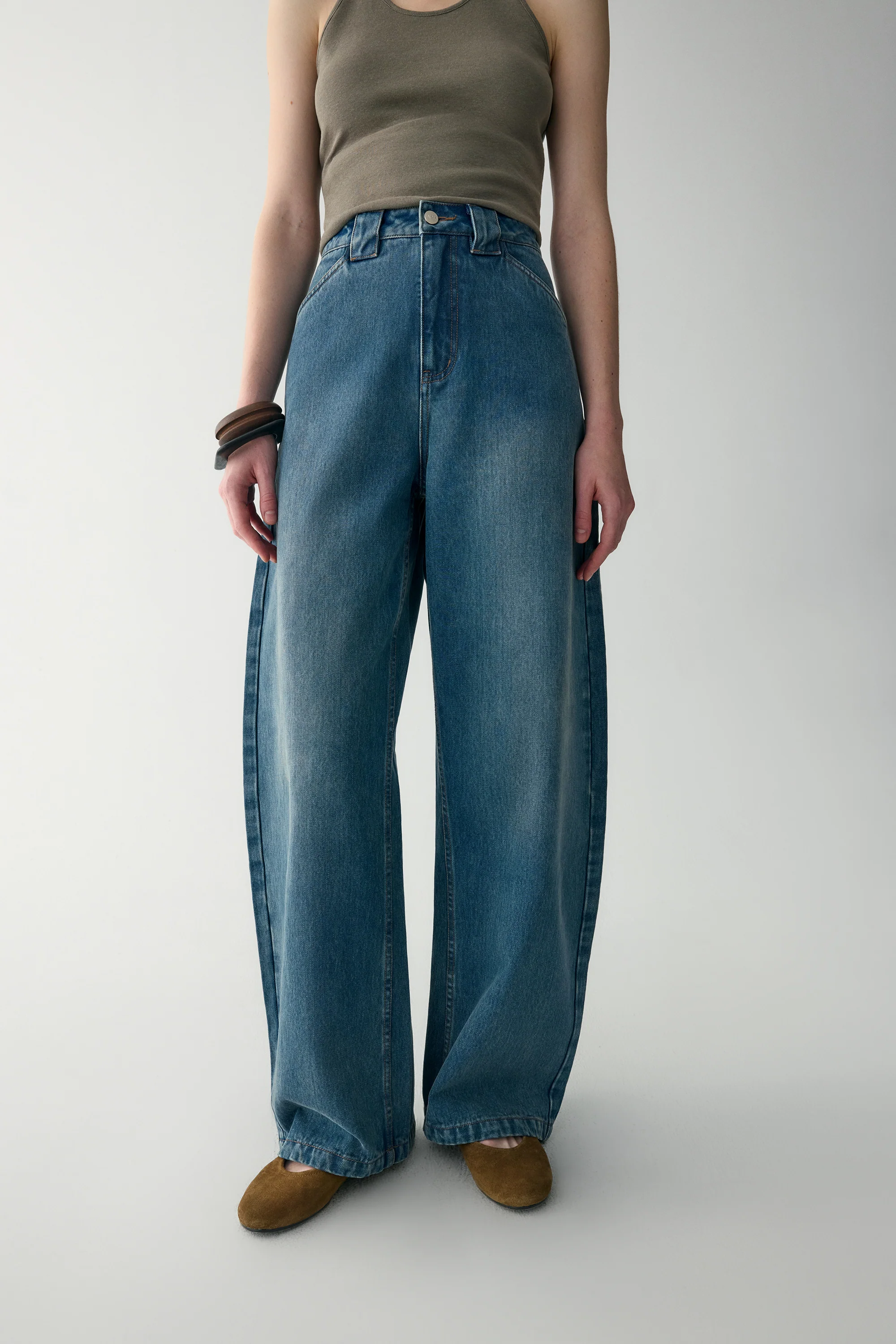Curved Jeans - Image 5