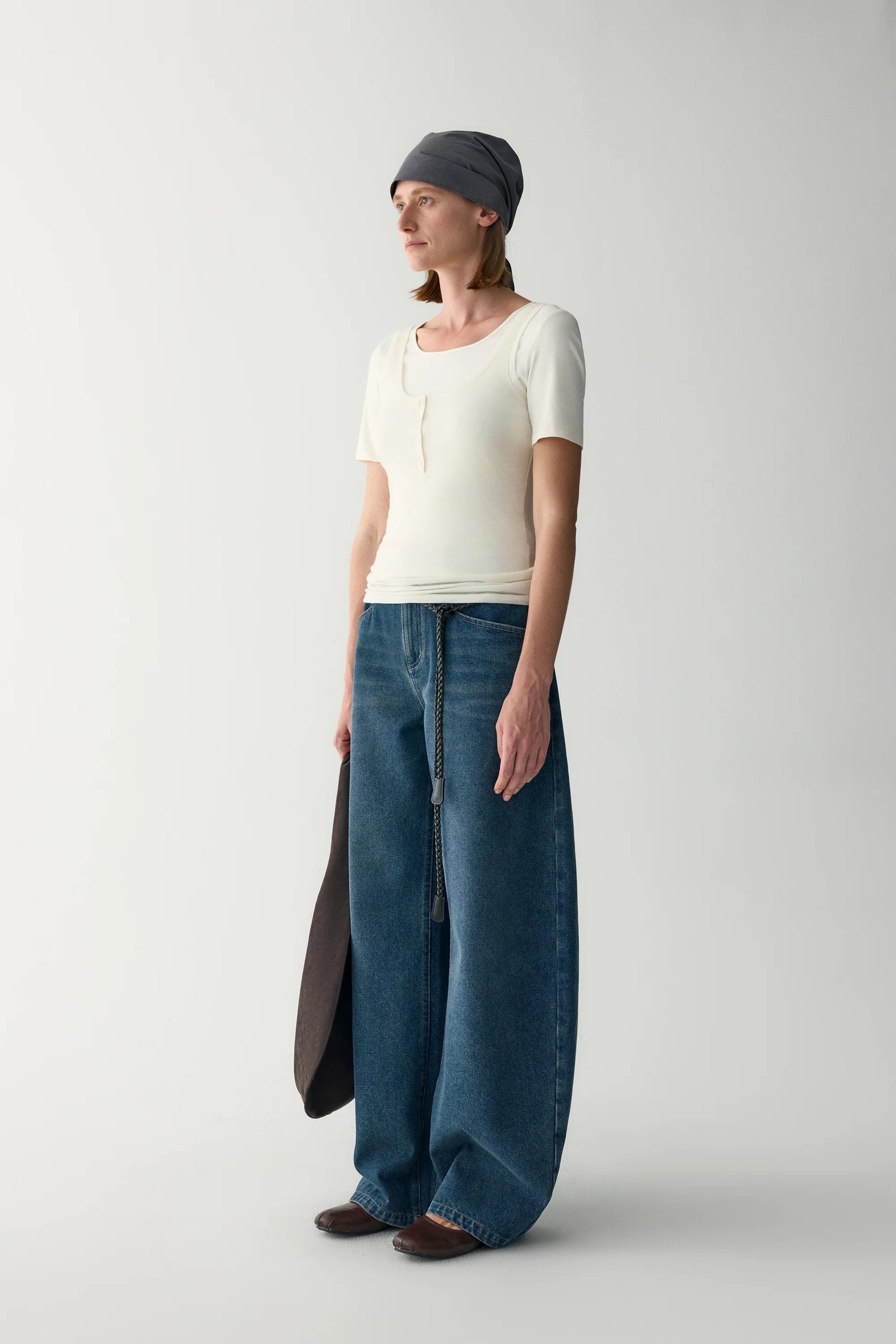 Washed Retro Curved Jeans - Image 3