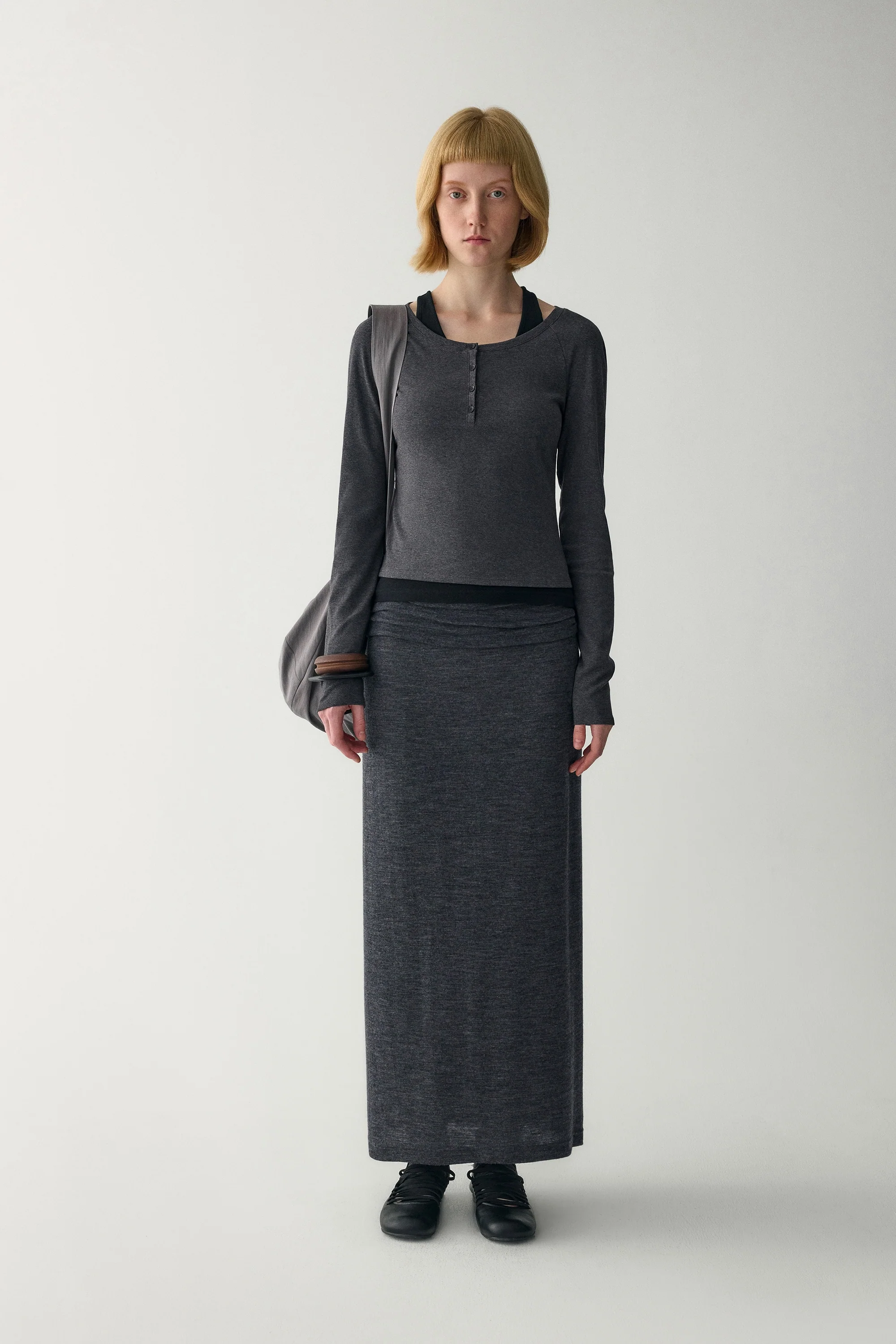 Wool Straight Midi Skirt - Image 15