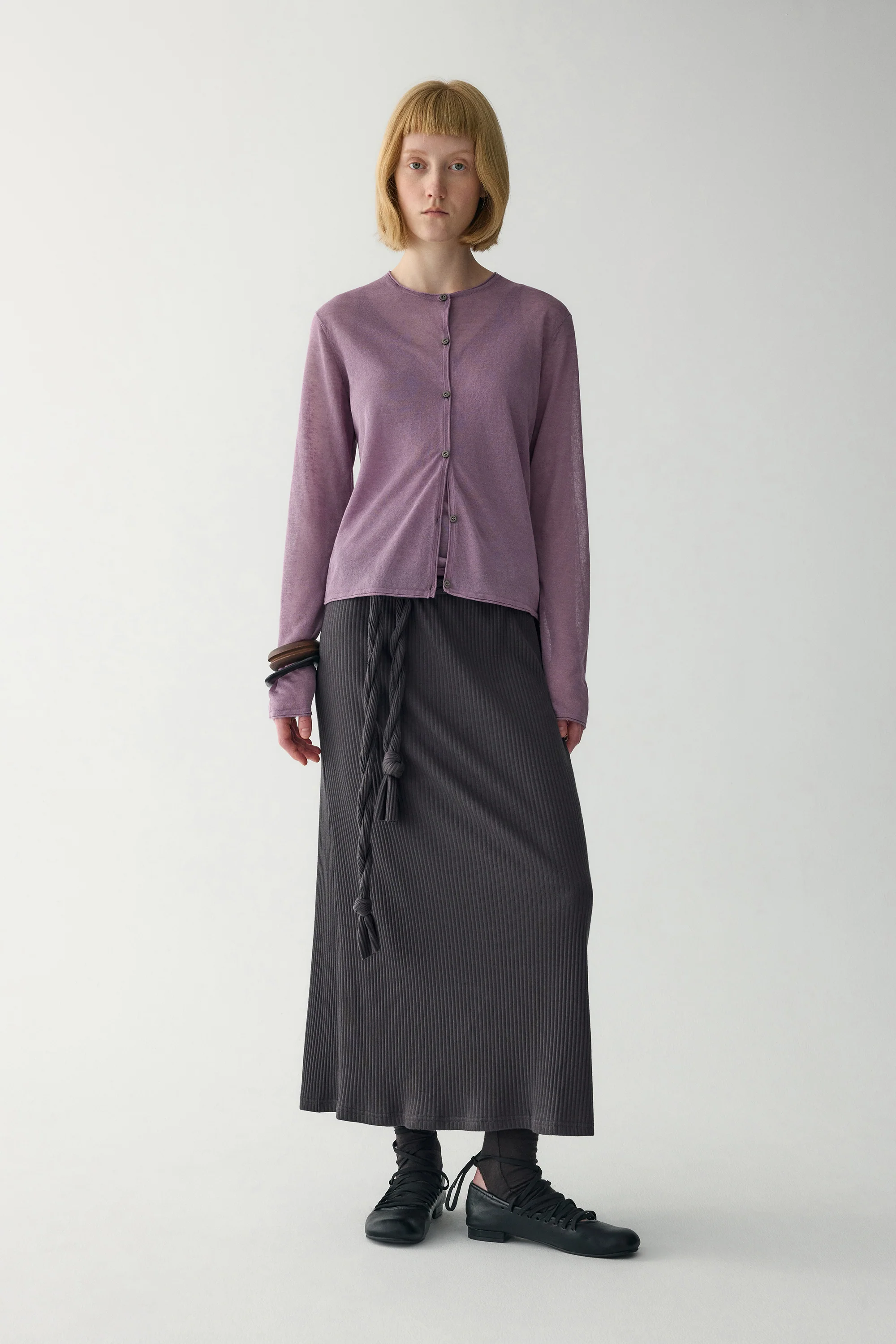 Linen Classic Cardigan - Image 23