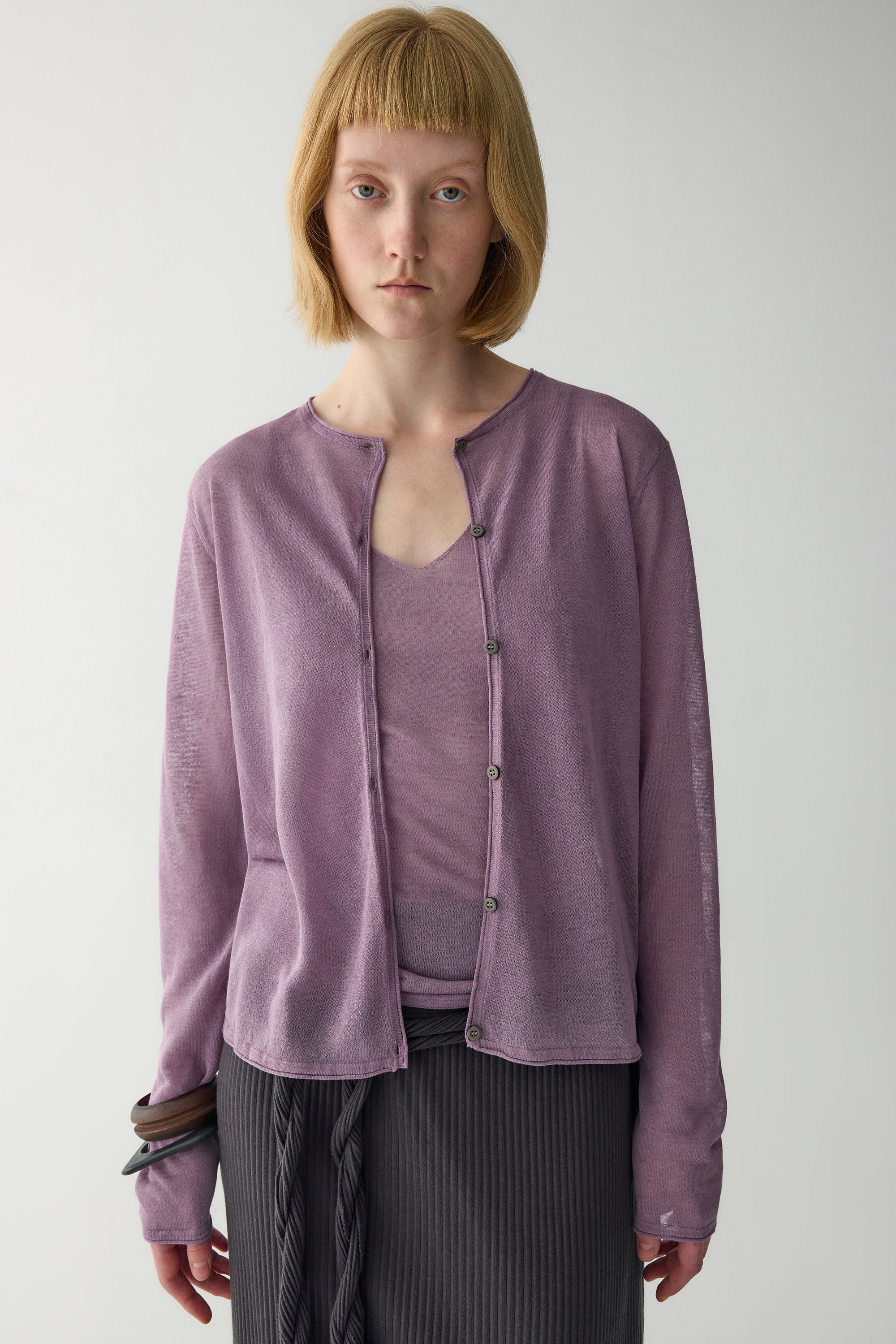 Linen Classic Cardigan - Image 24