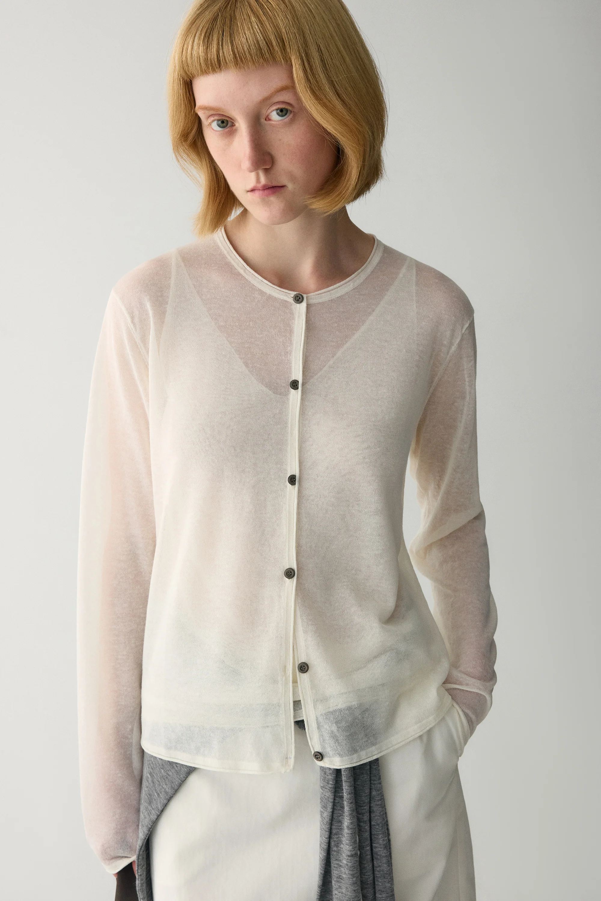 Linen Classic Cardigan - Image 6