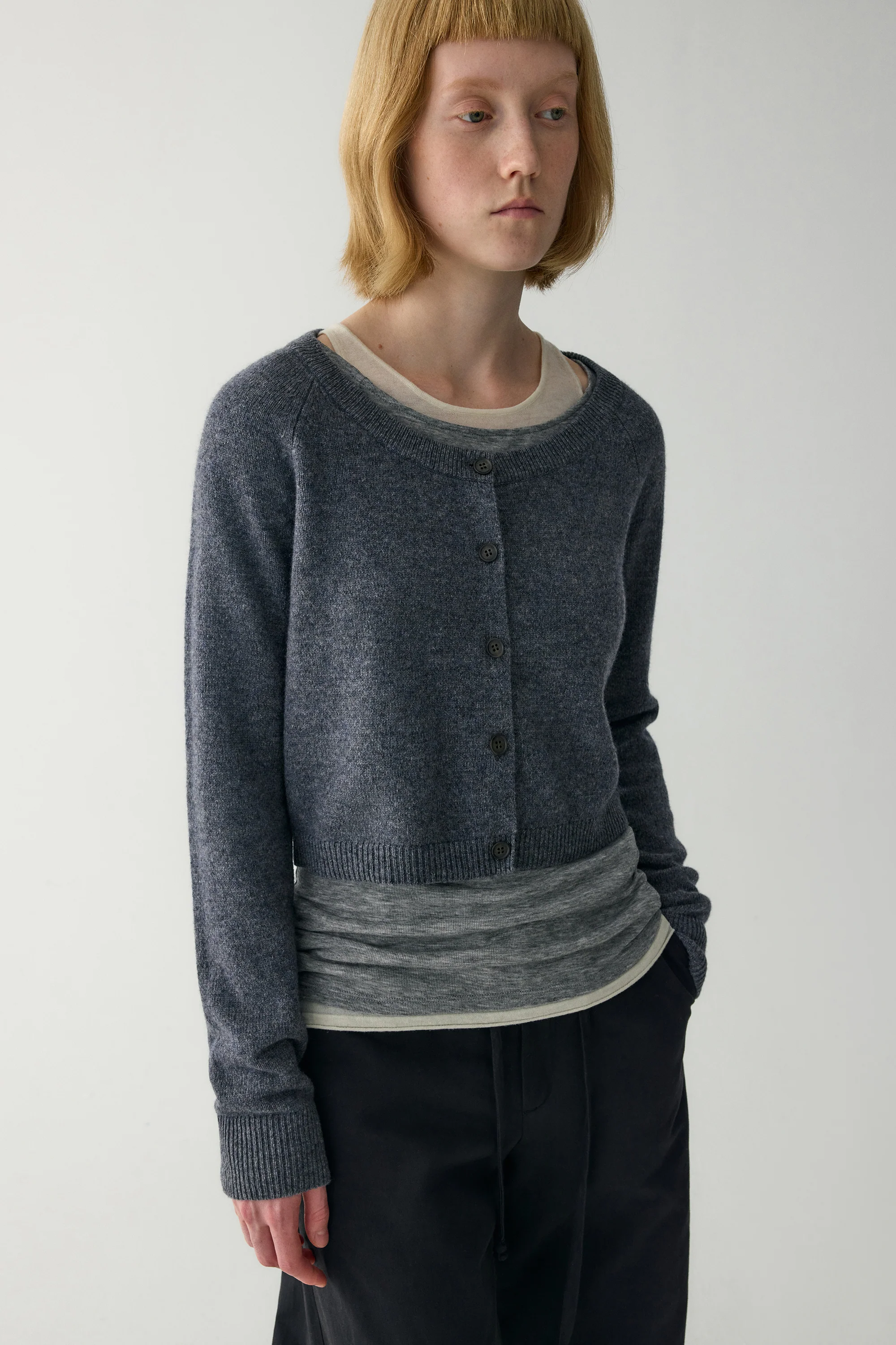 Short Wool Cardigan - Image 19